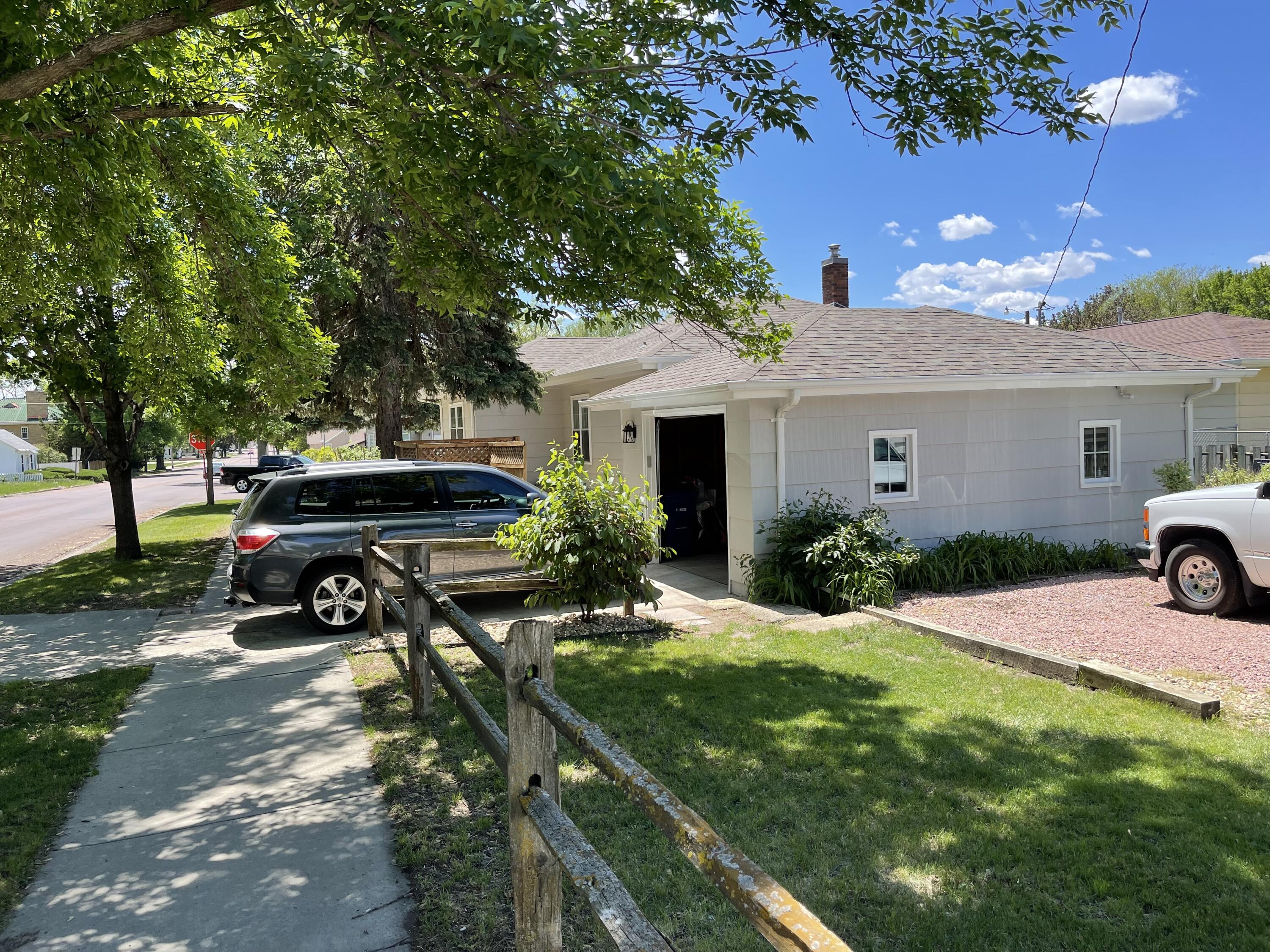 524 E 5th