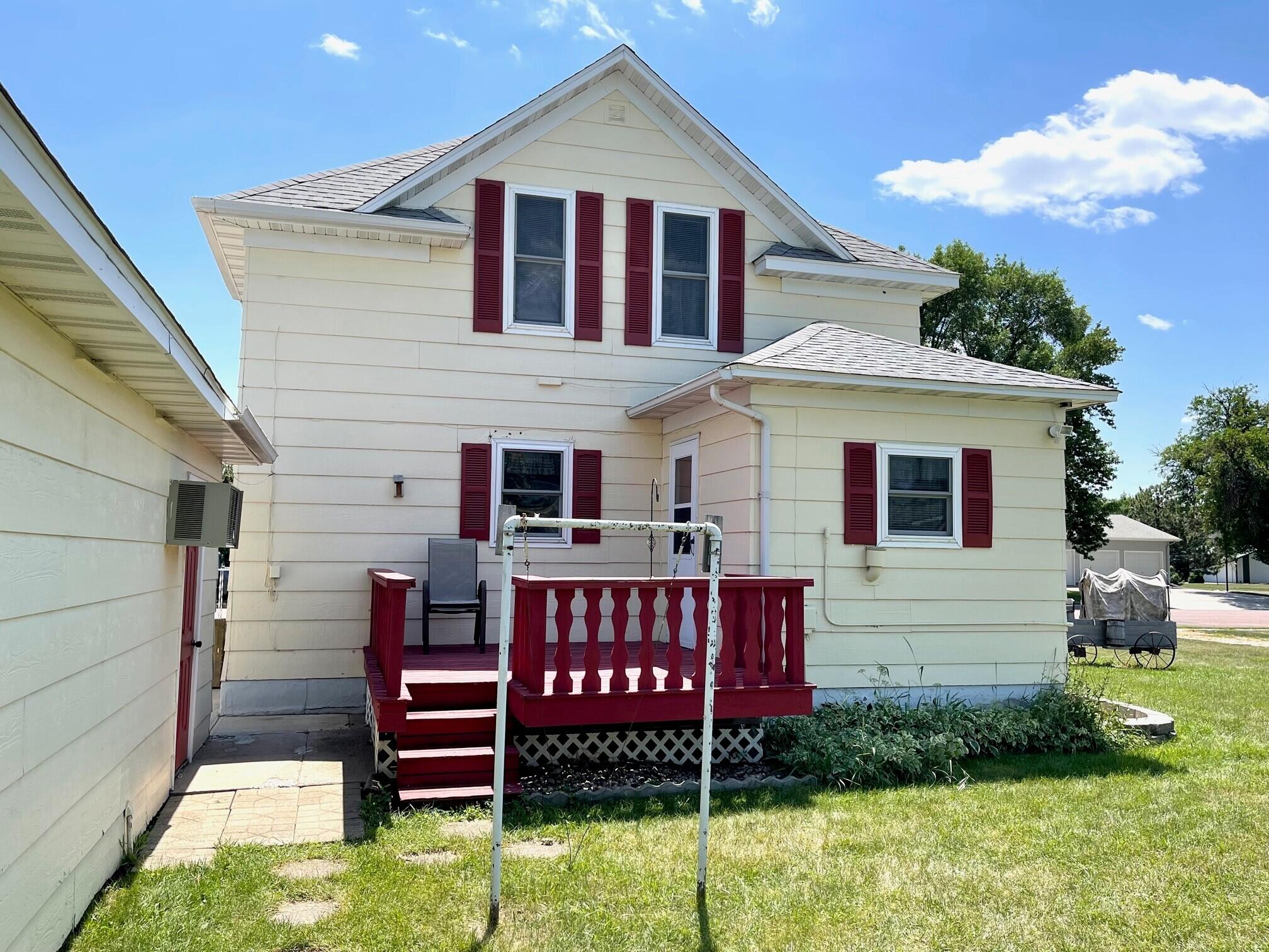 405 E Elm St