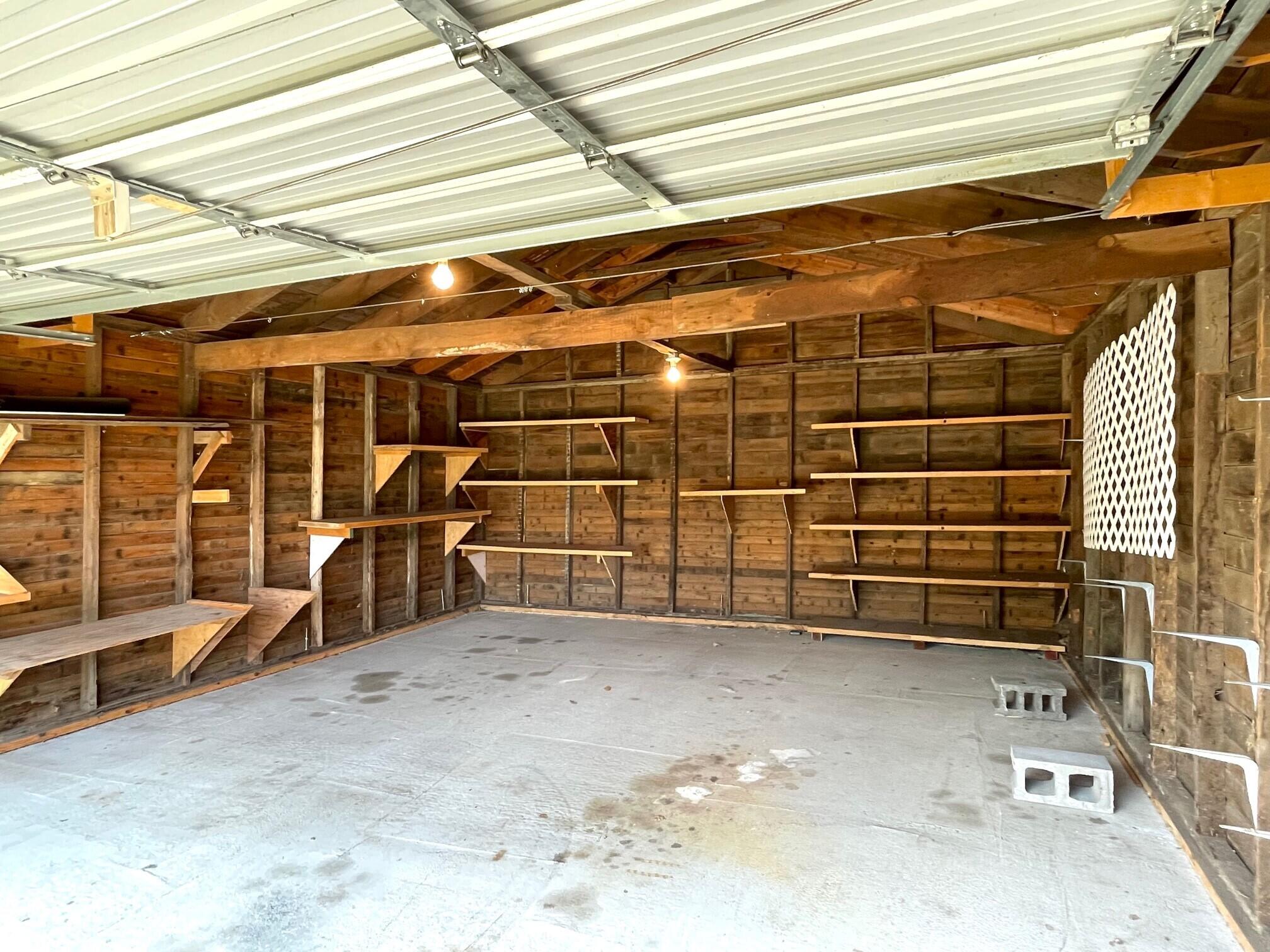 405 E Elm St