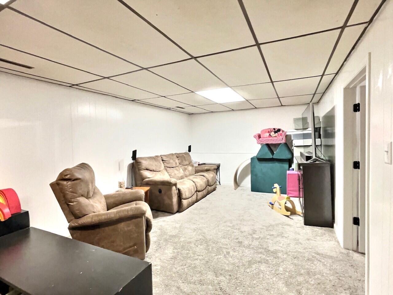 1509 E 5th Ave