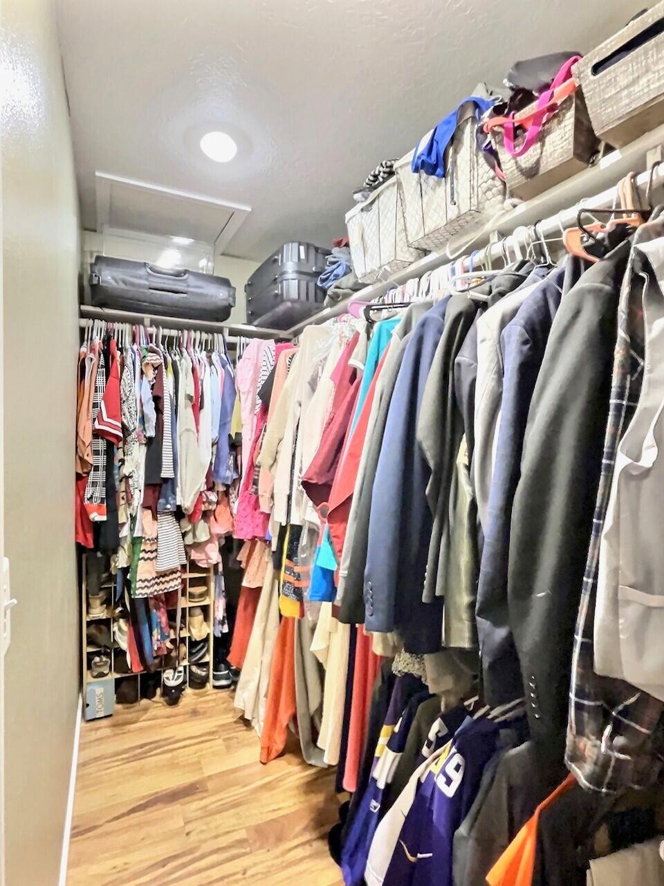 1509 E 5th Ave