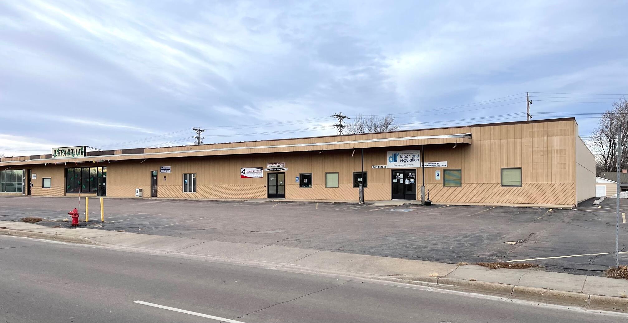 1307-1321 N Main St