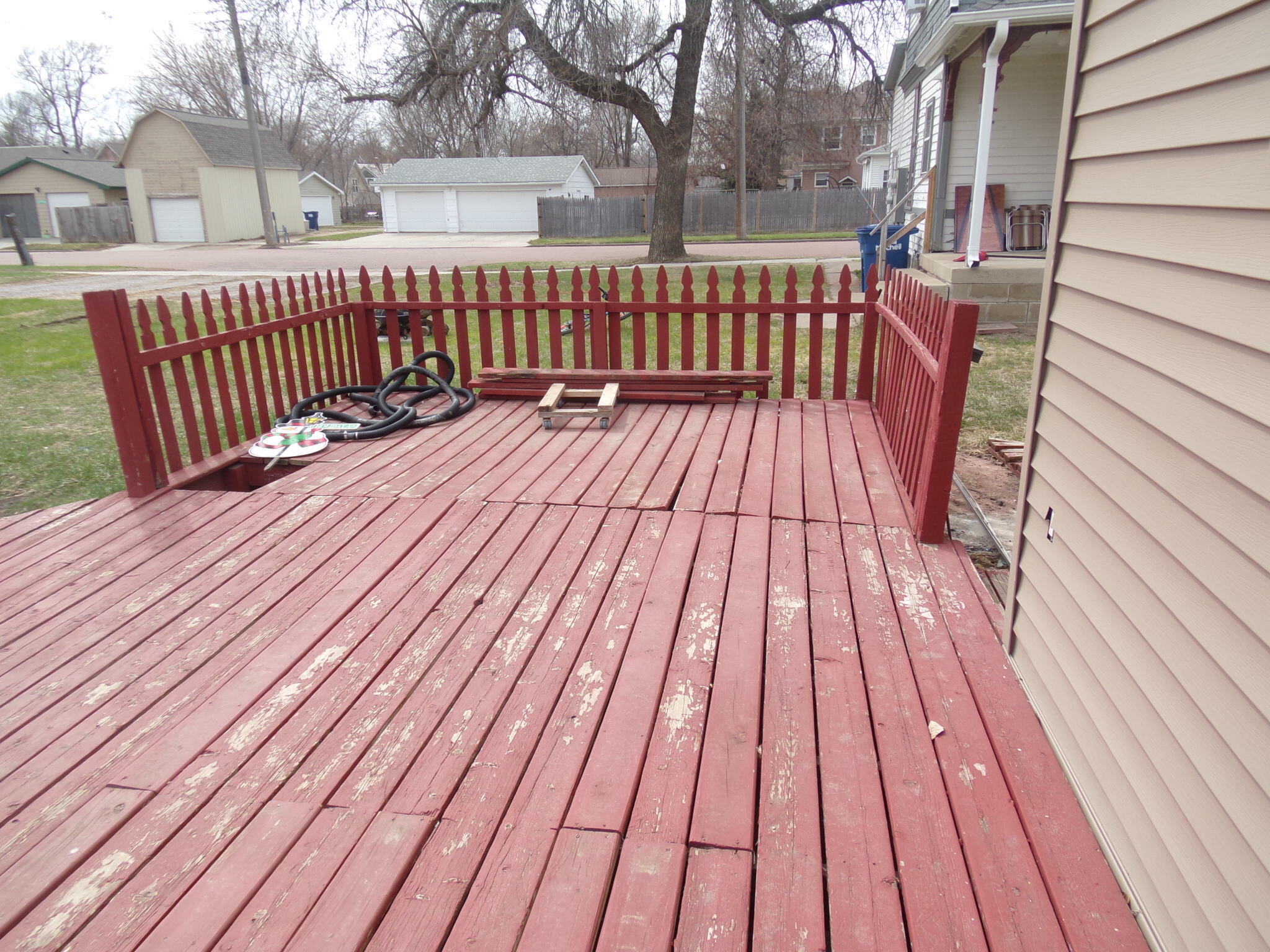 1005 E 4th Ave
