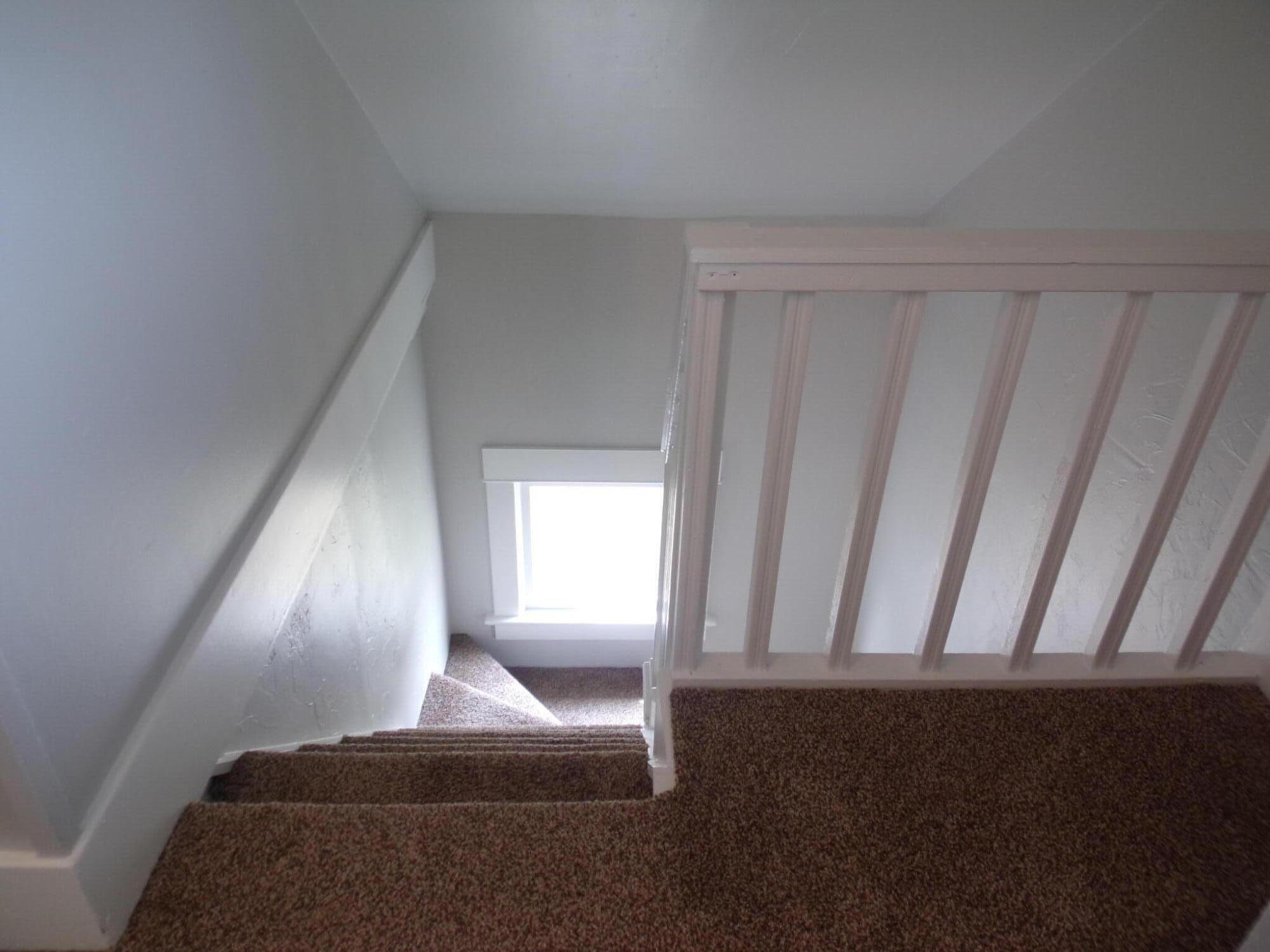 1005 E 4th Ave