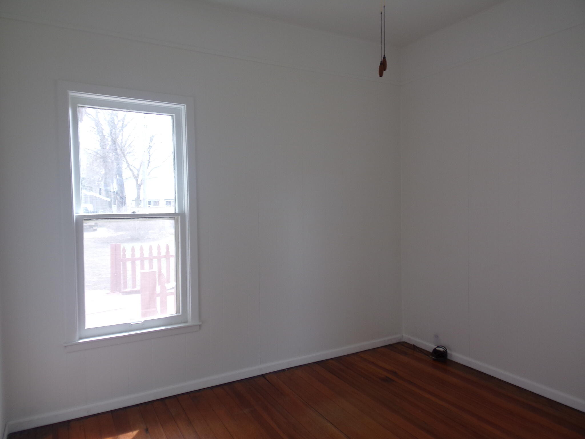 1005 E 4th Ave