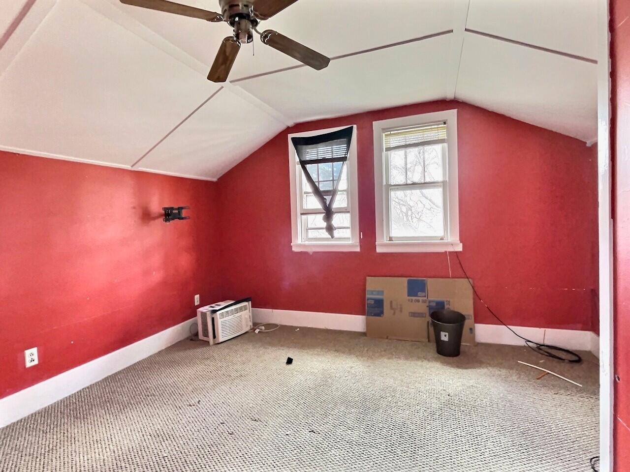 1200 E 4th Ave