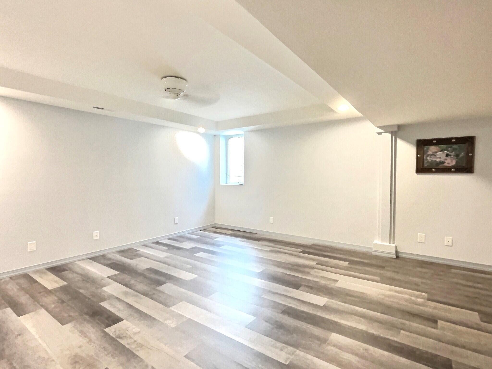 2441 Fairway Cir