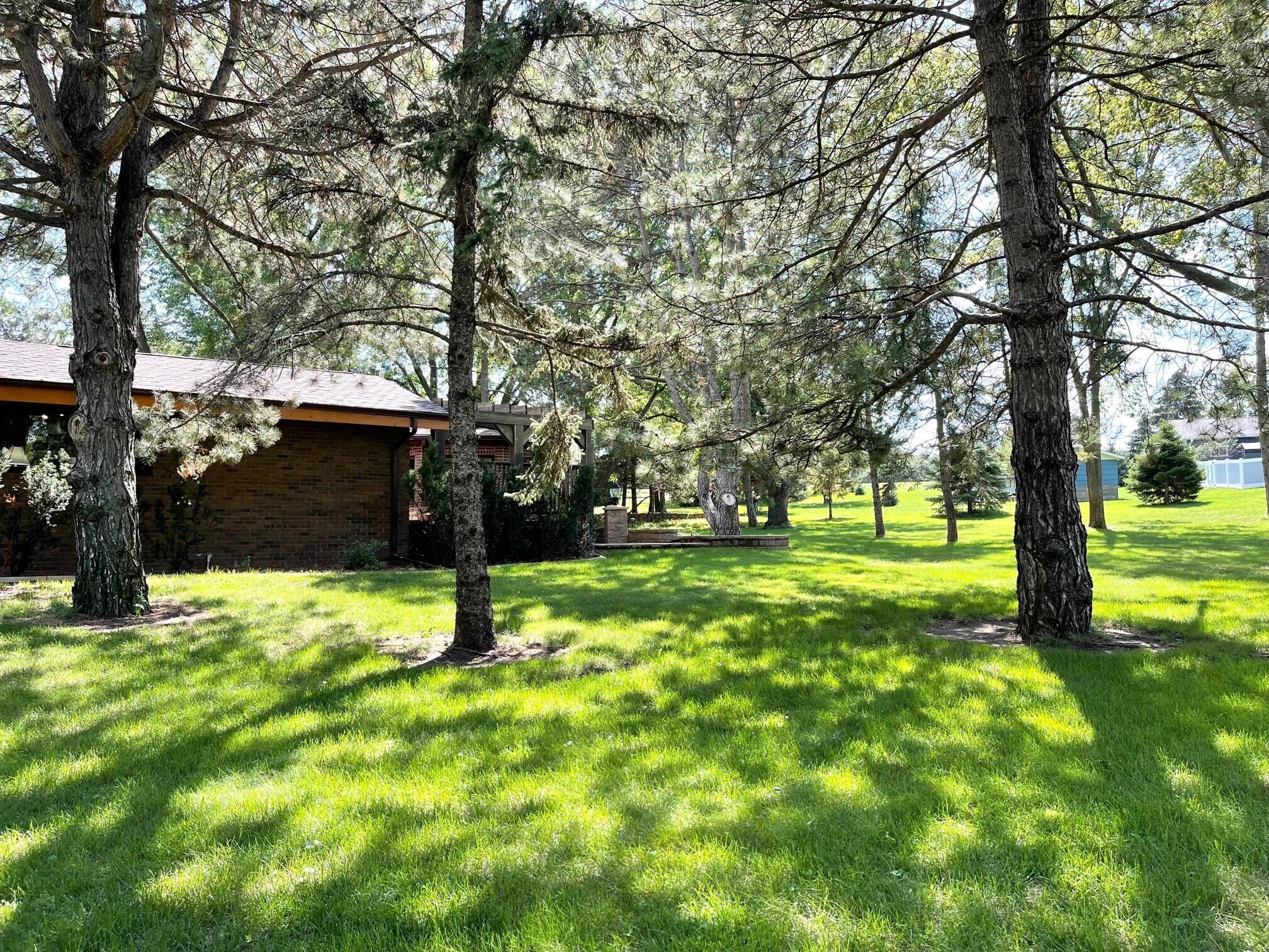 2441 Fairway Cir