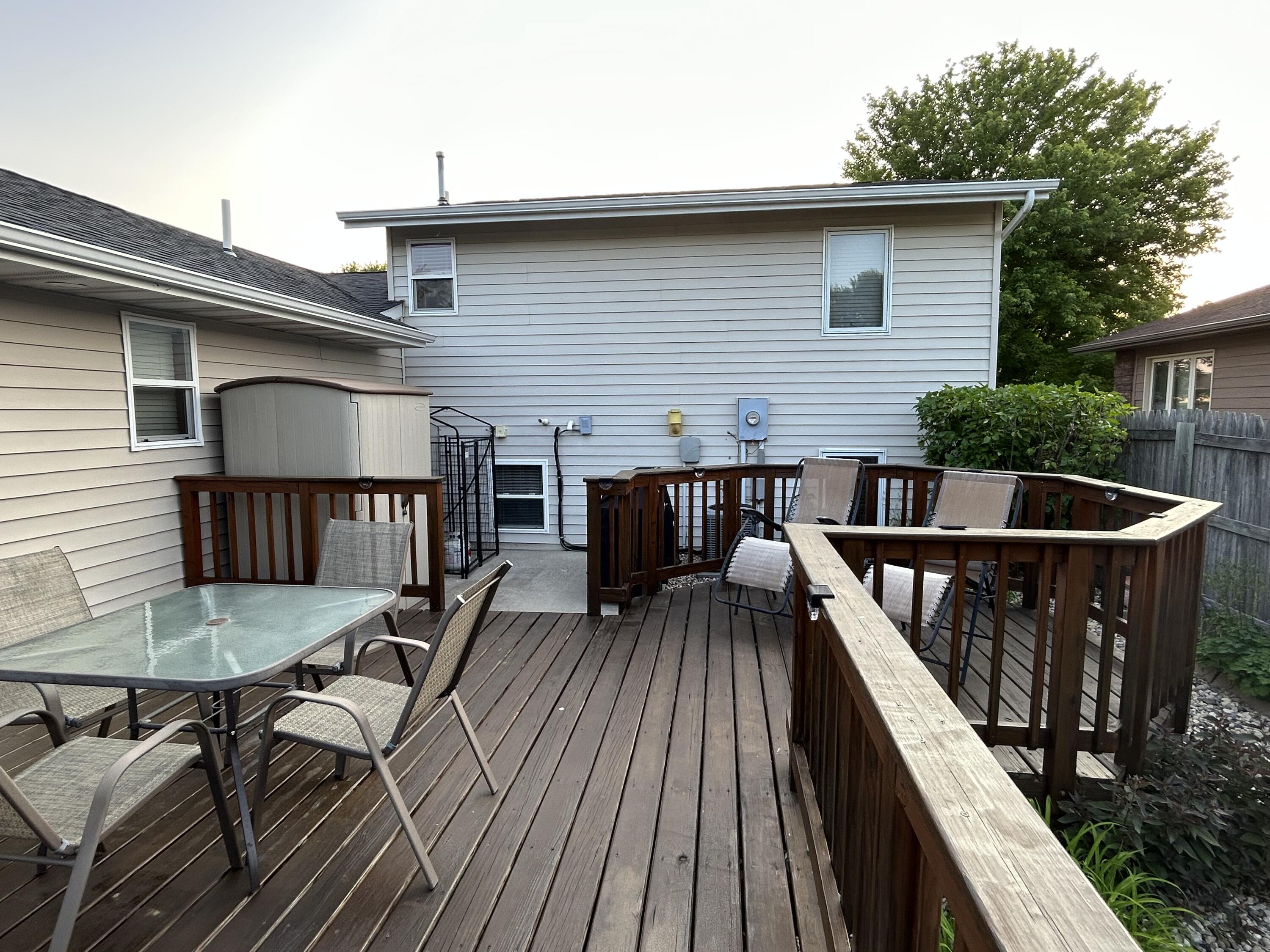 1704 N Minnesota St