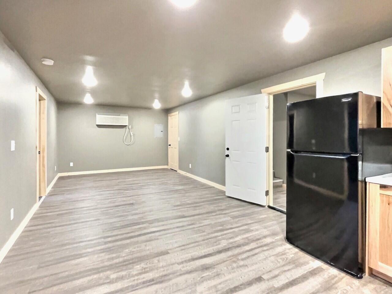 324 W 10th Ave