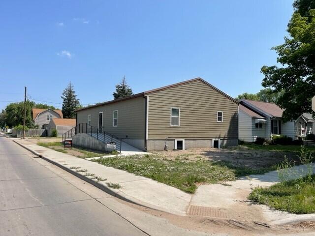 324 W 10th Ave