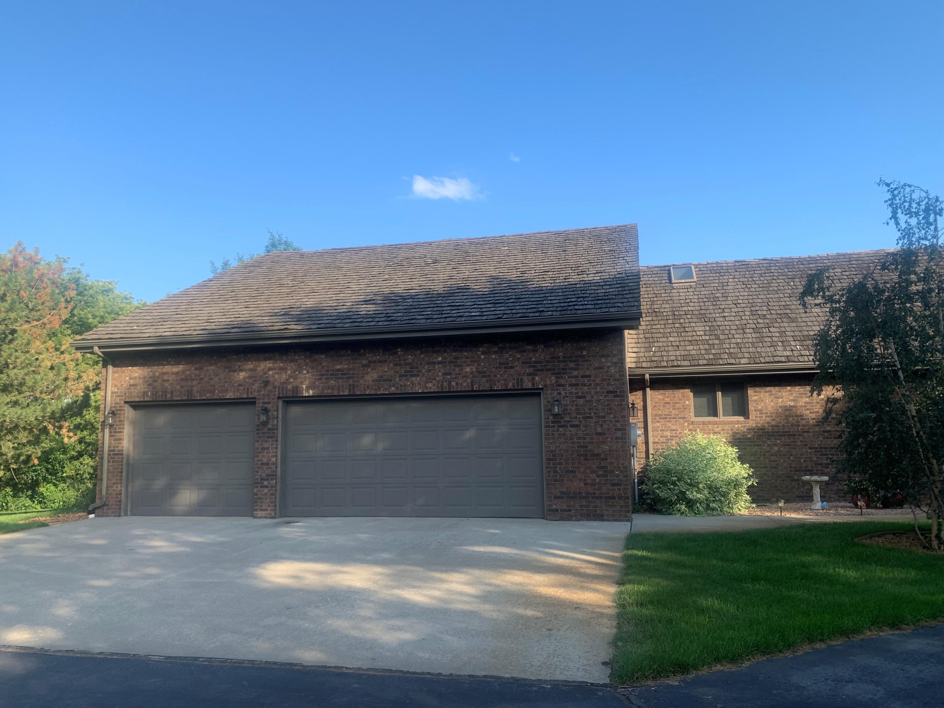 1050 N Harmon Dr