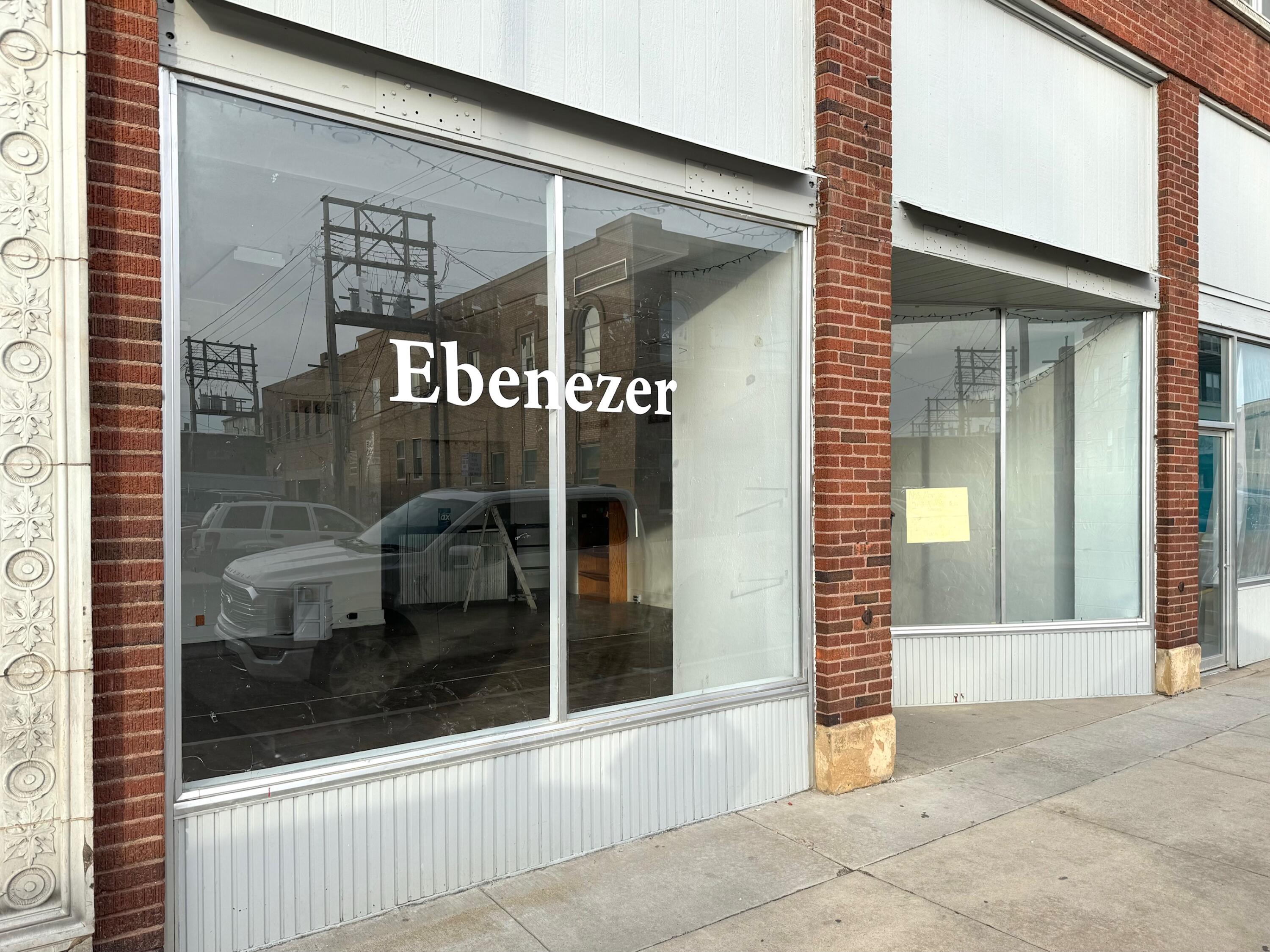 108-110 E 3rd Ave