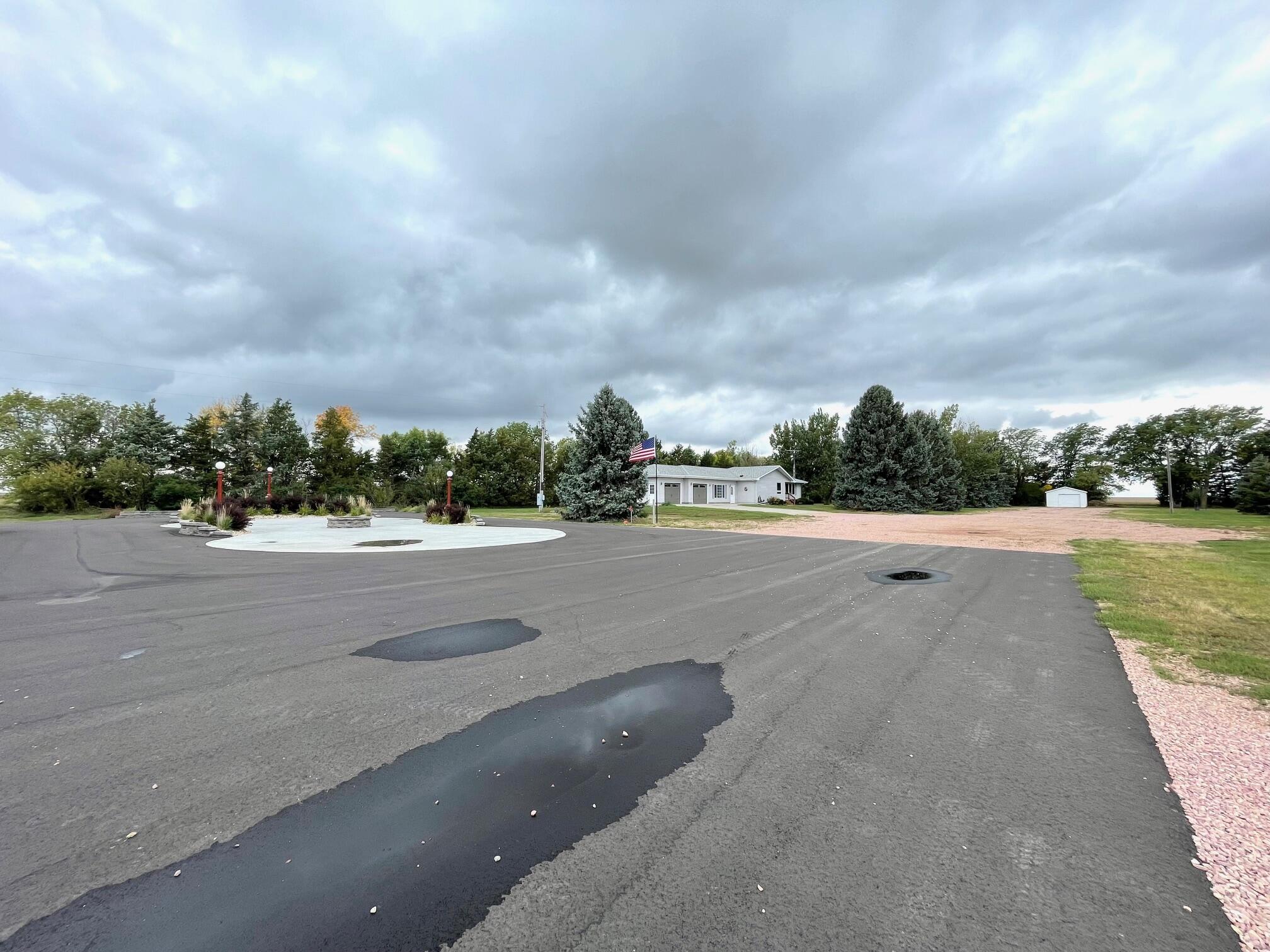 24679 Hwy 37