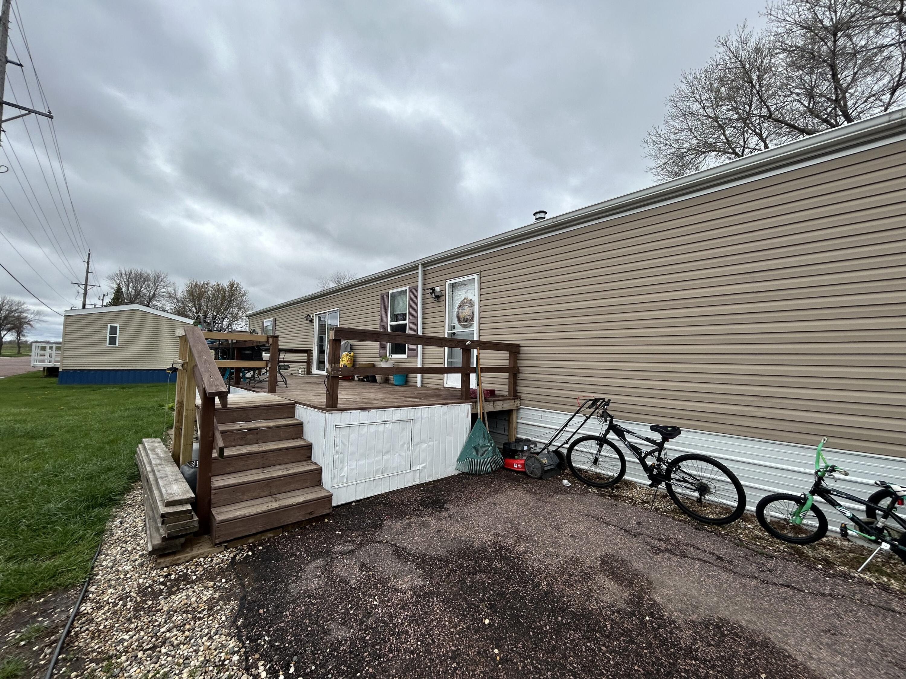 1401 S Main Lot 14 St