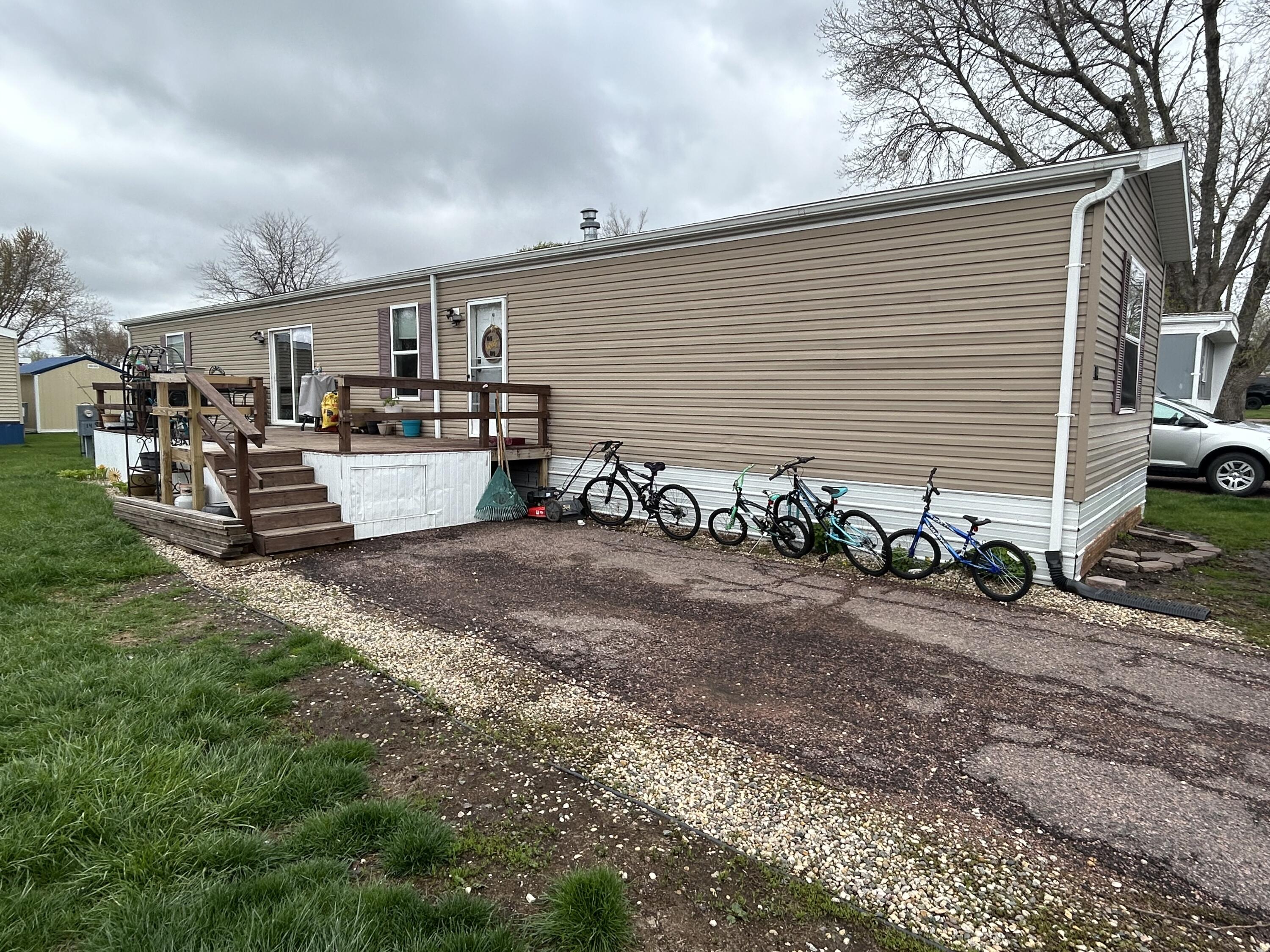 1401 S Main Lot 14 St