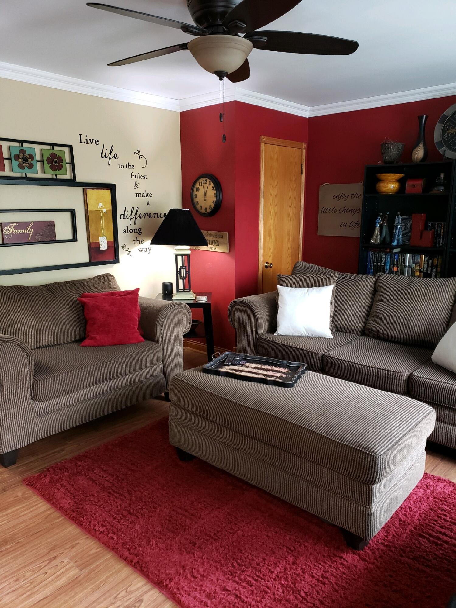 1501 Bridle Dr