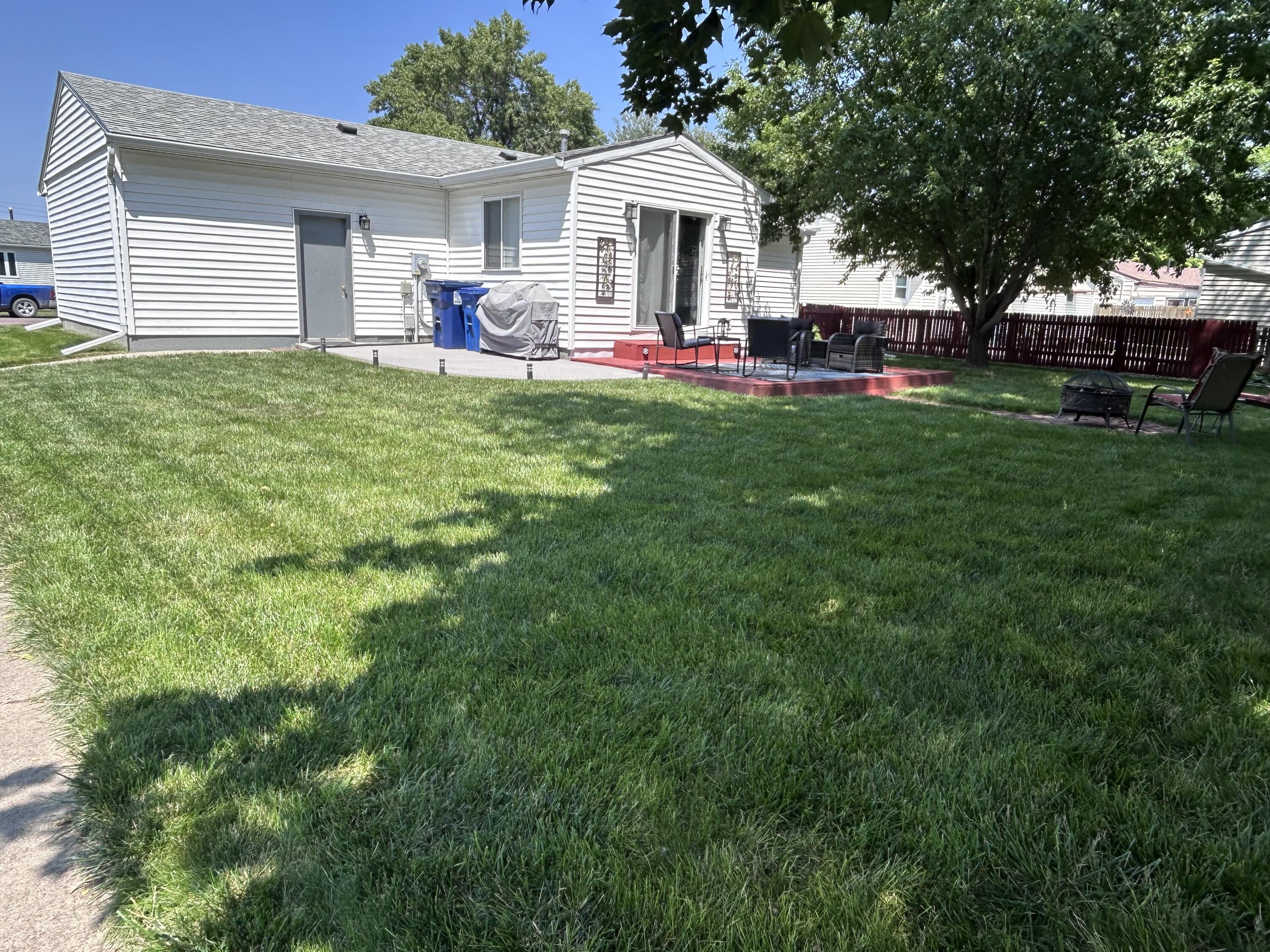 1501 Bridle Dr