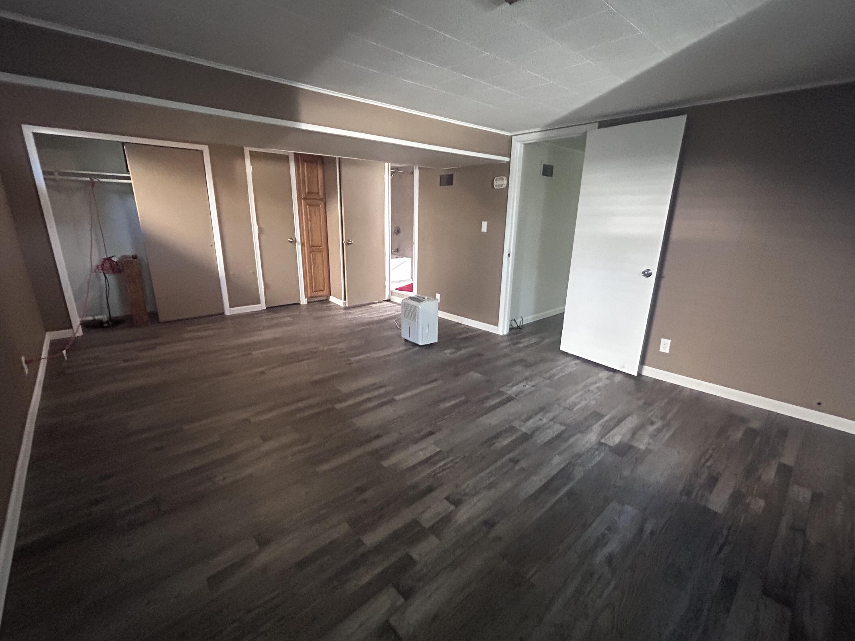 1501 Bridle Dr