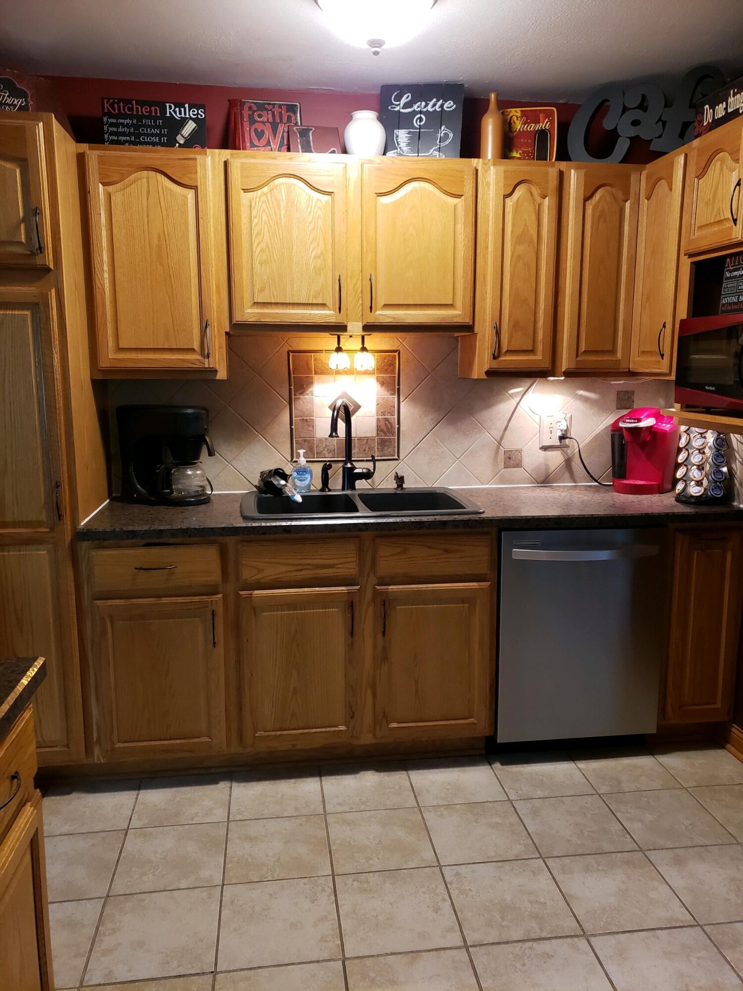 1501 Bridle Dr