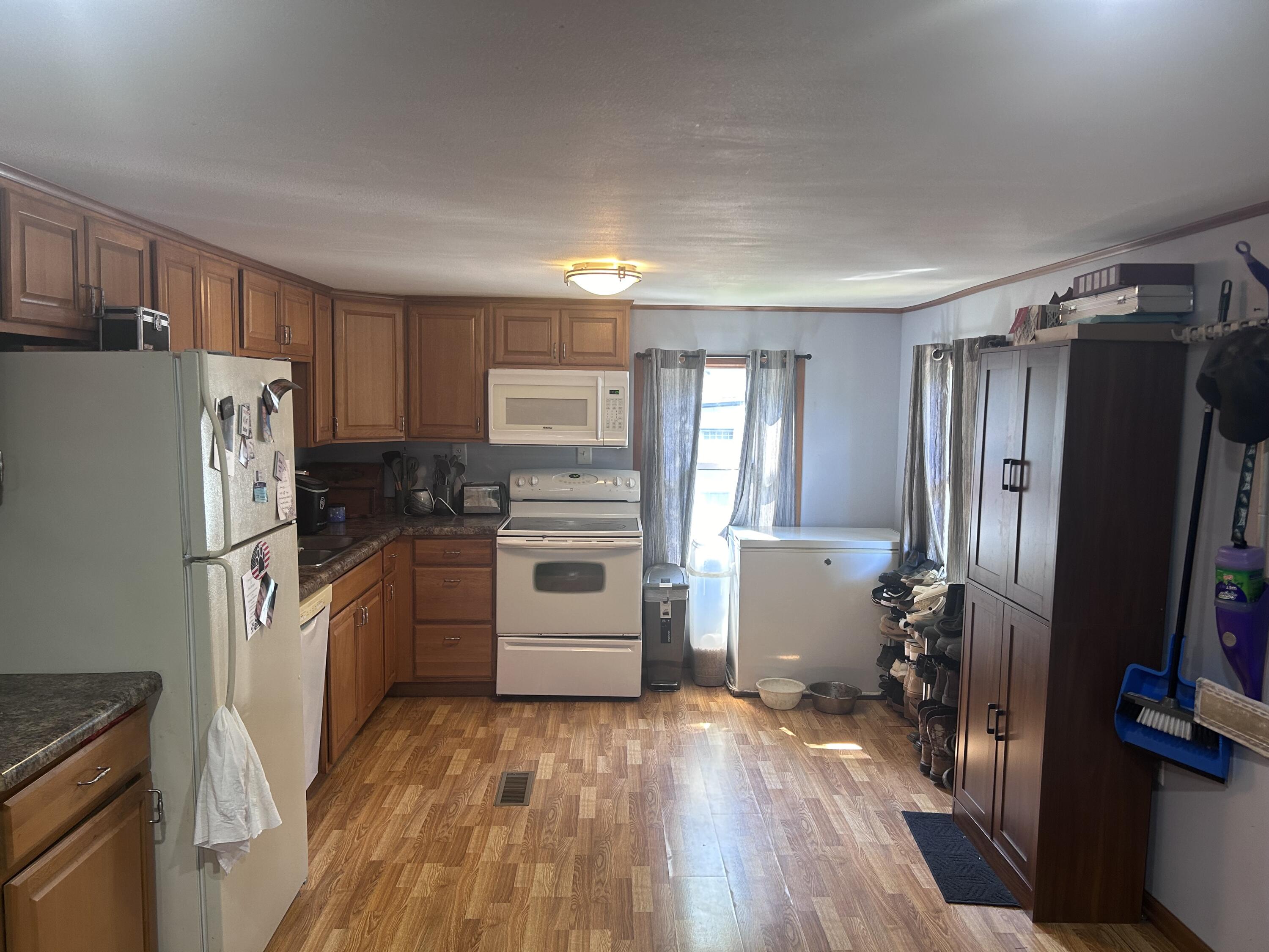 1401 S Main Lot 127 St