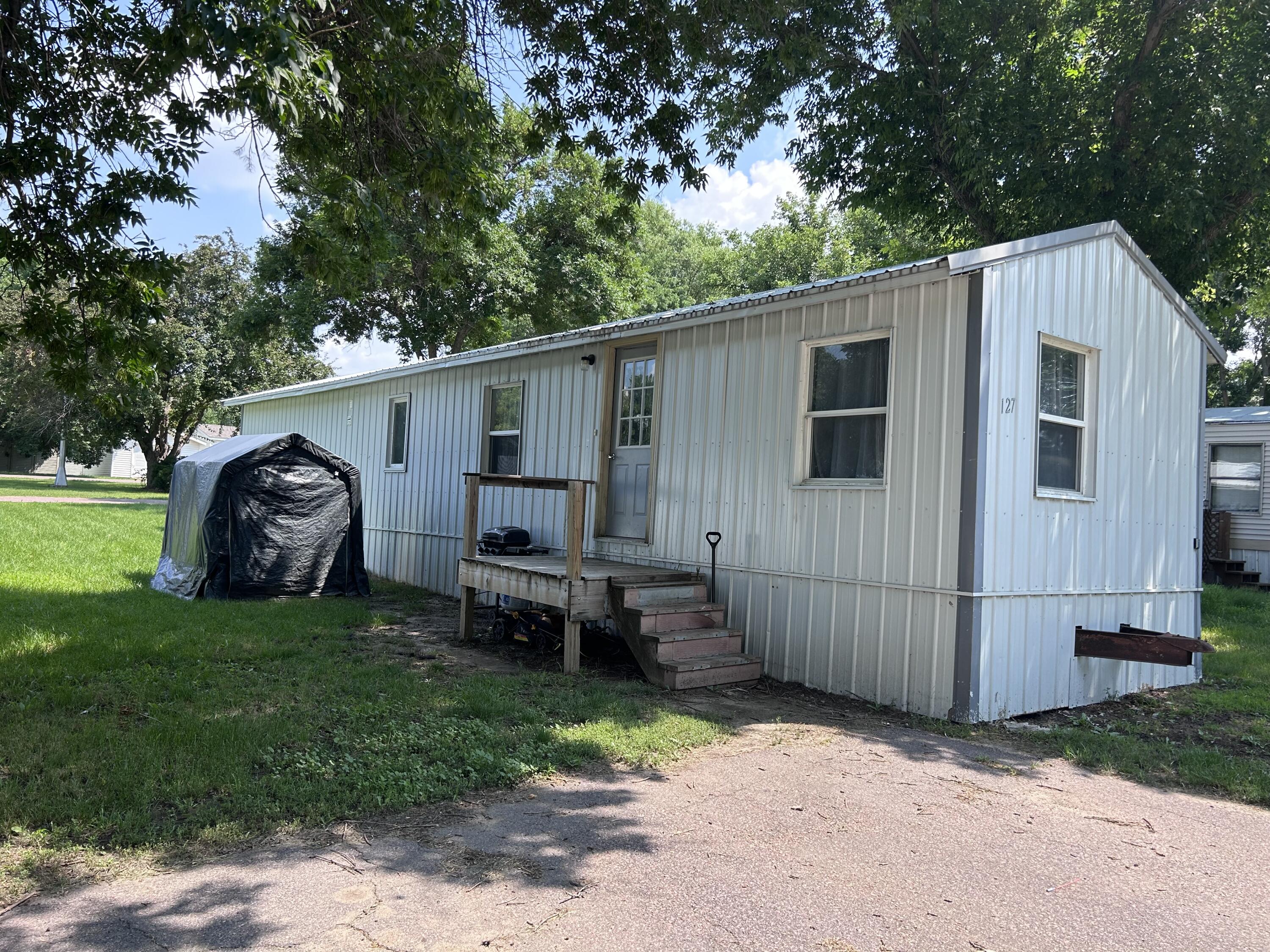 1401 S Main Lot 127 St