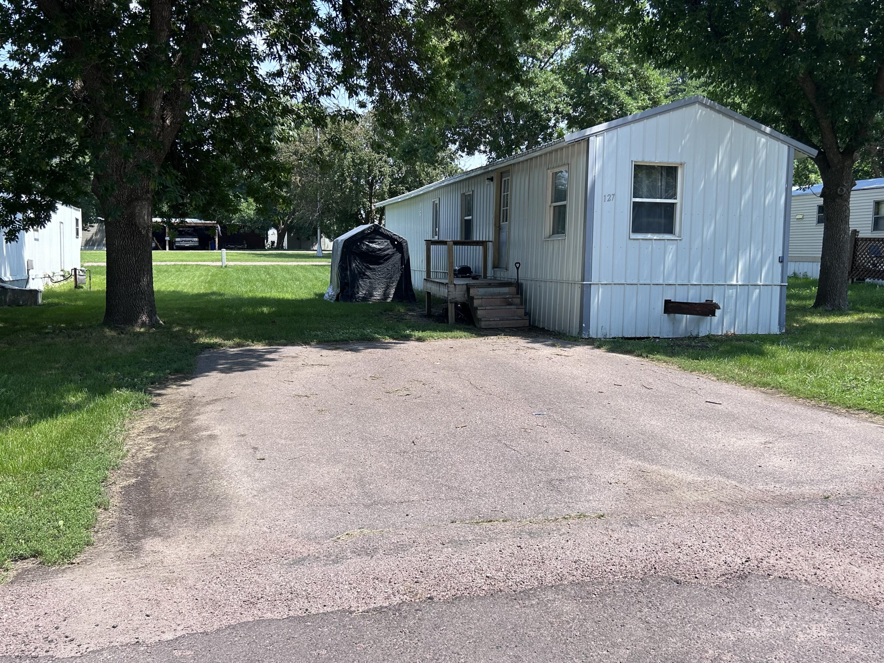 1401 S Main Lot 127 St