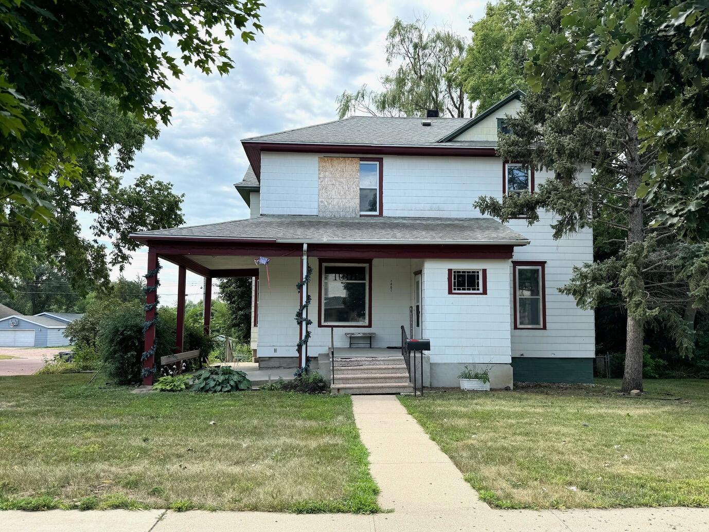 1001 W 4th Ave