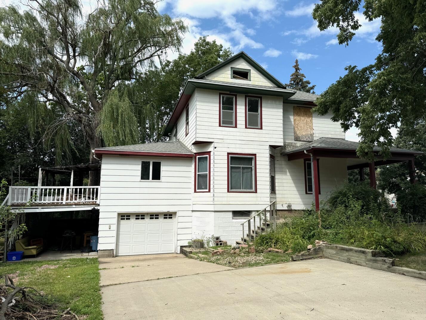 1001 W 4th Ave