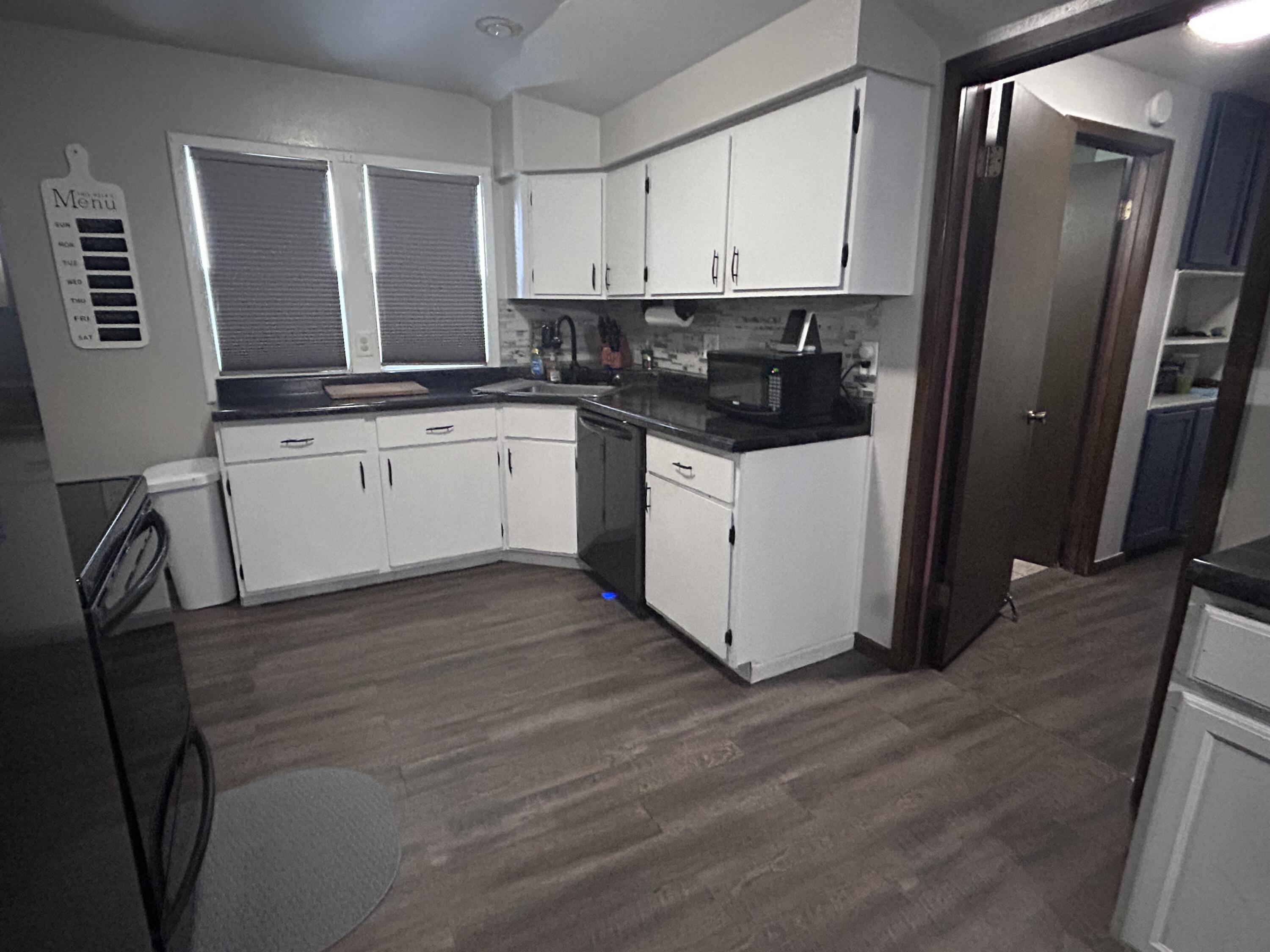 808 E Ash Ave