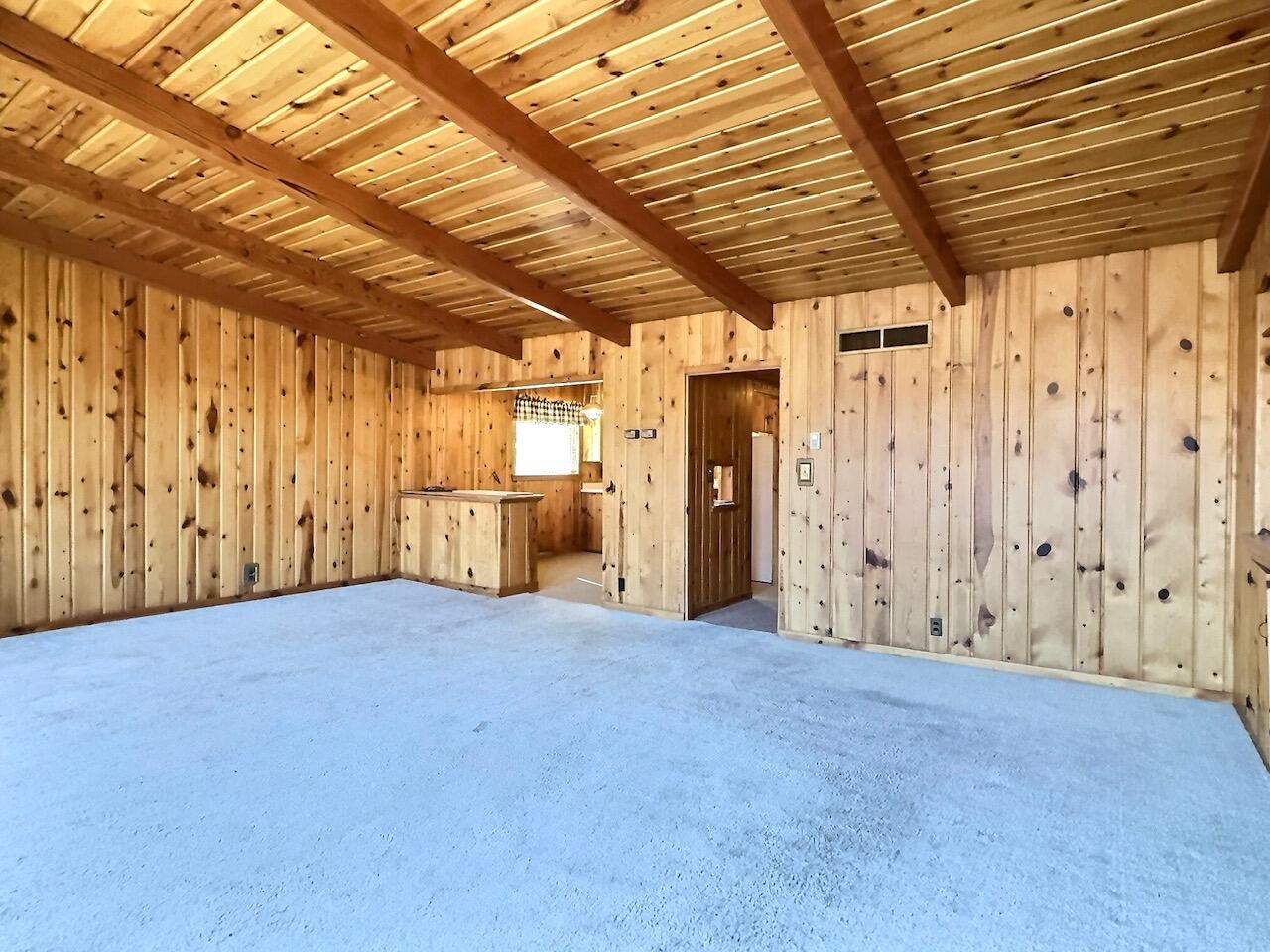211 N Main St