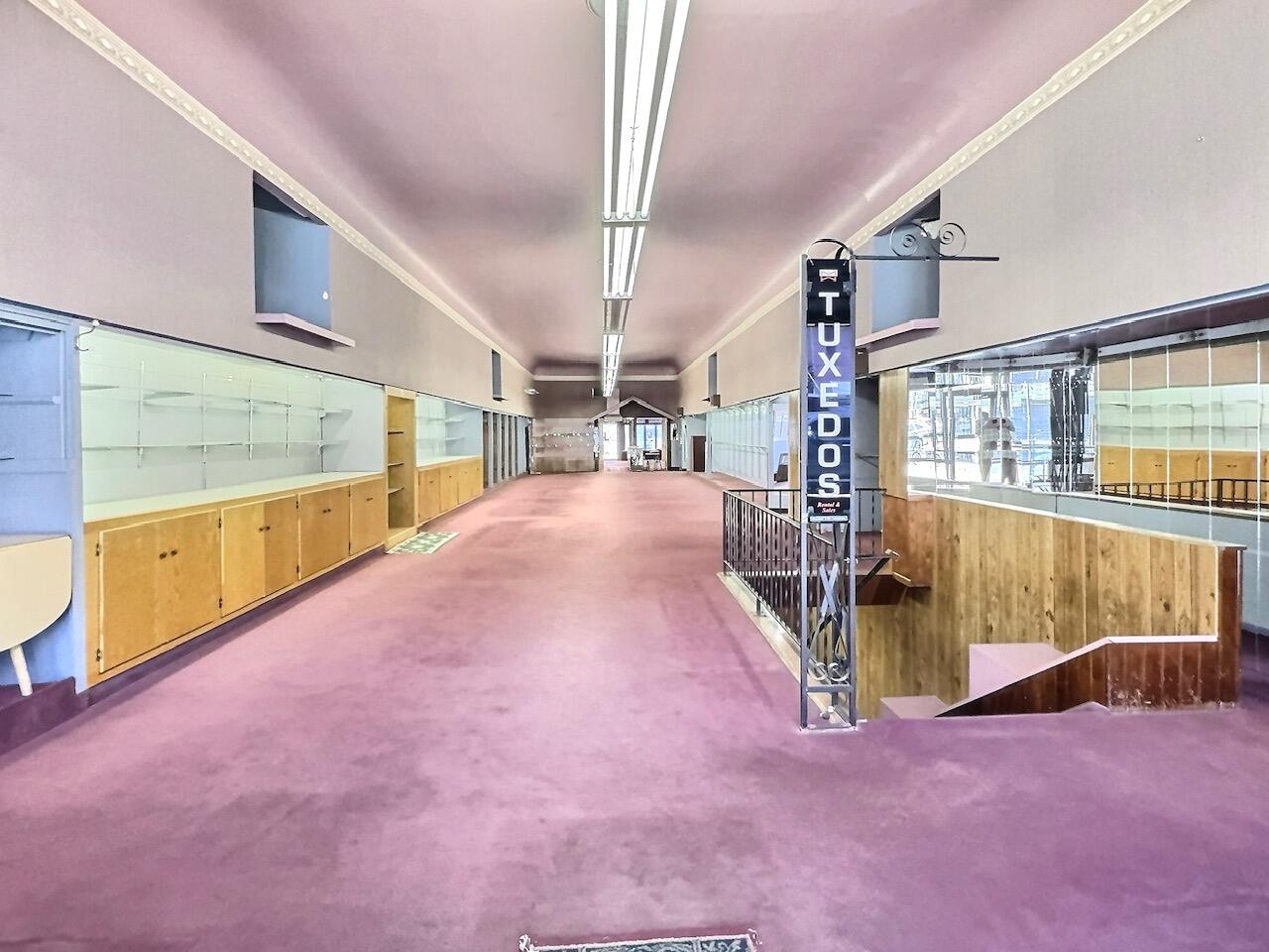 211 N Main St