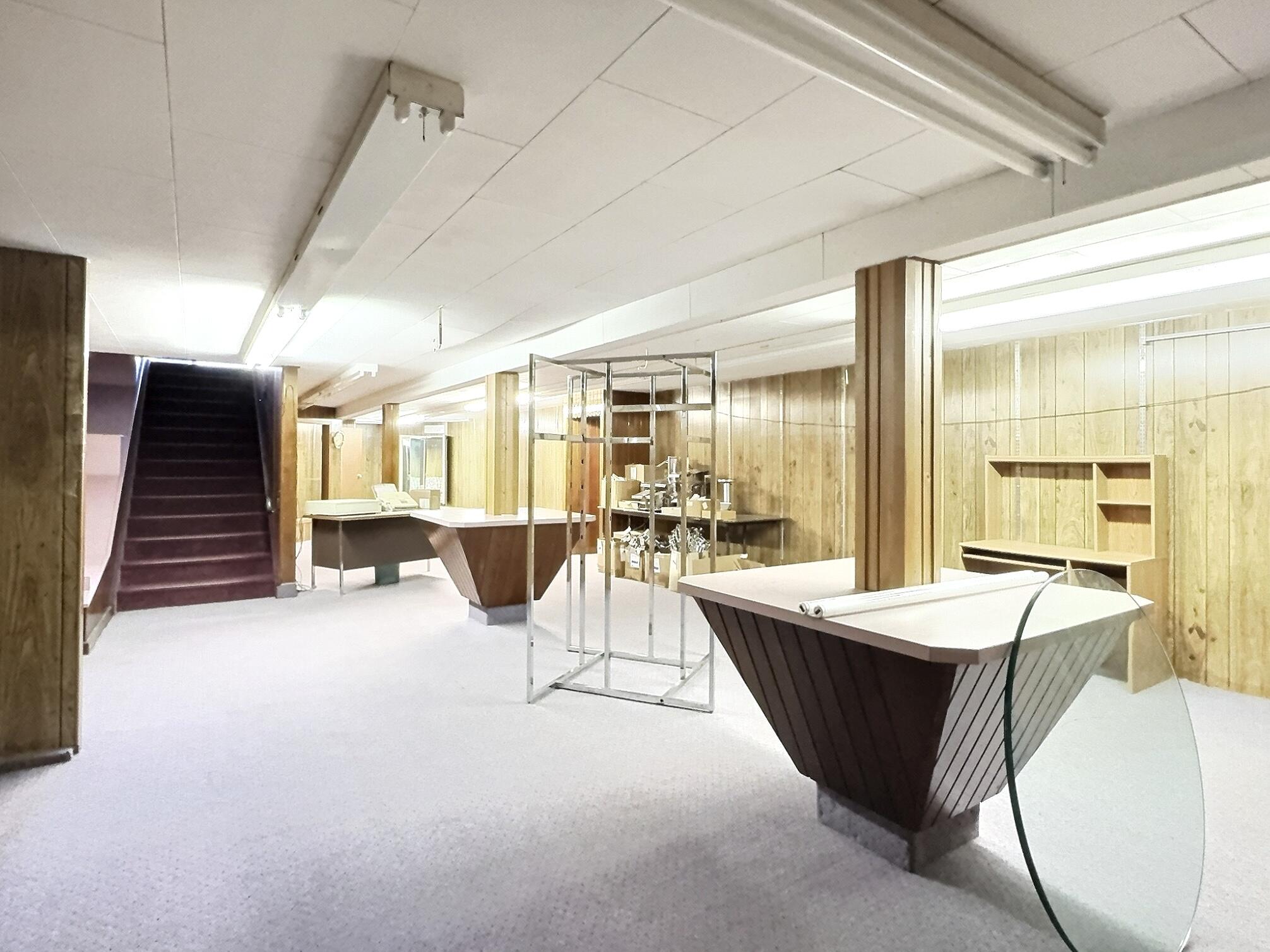 211 N Main St