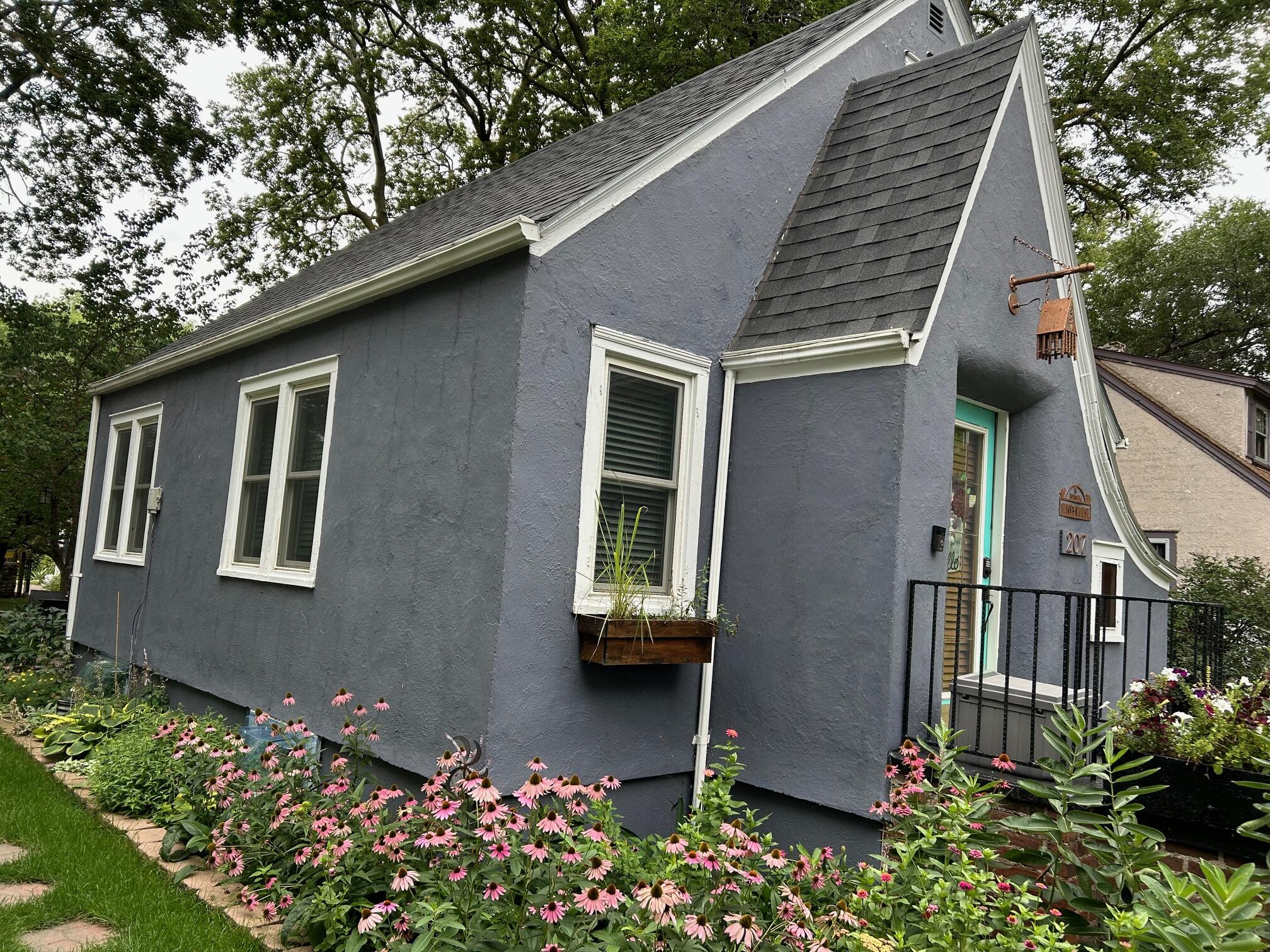 207 W 11th Ave
