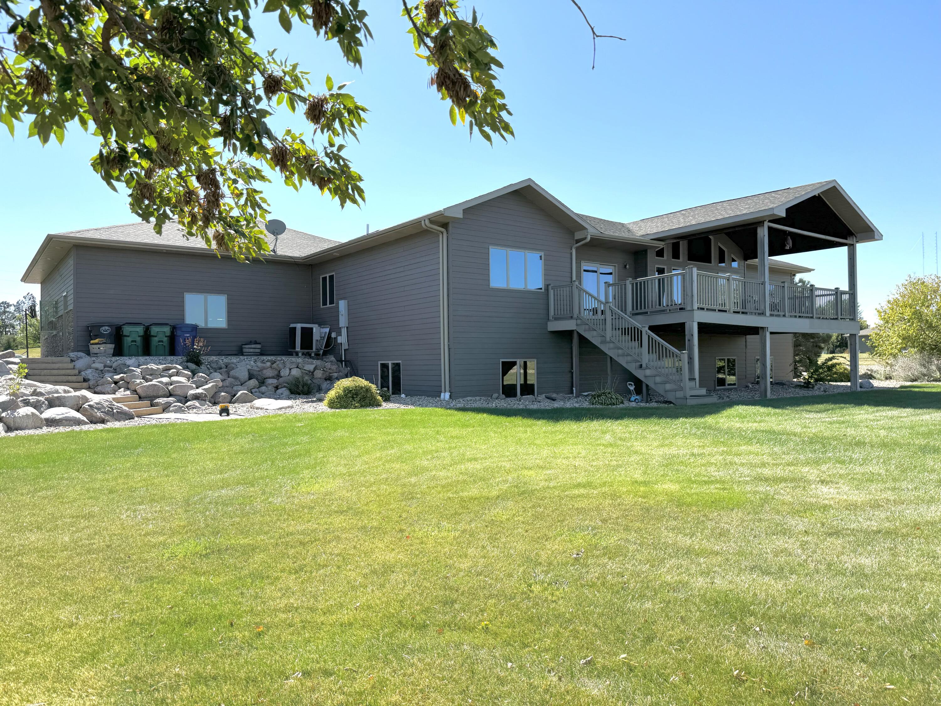 2404 Dean Dr