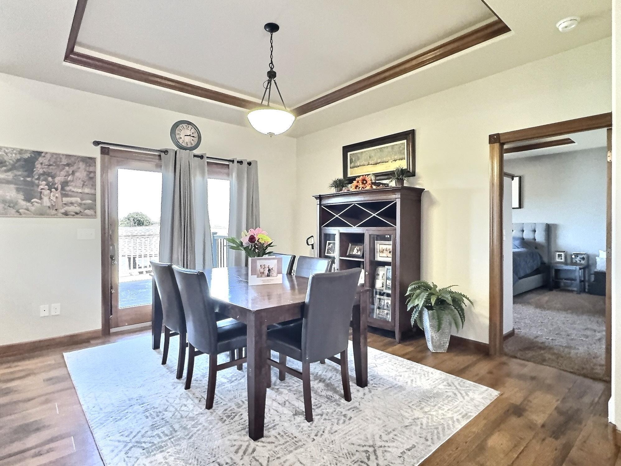 2404 Dean Dr