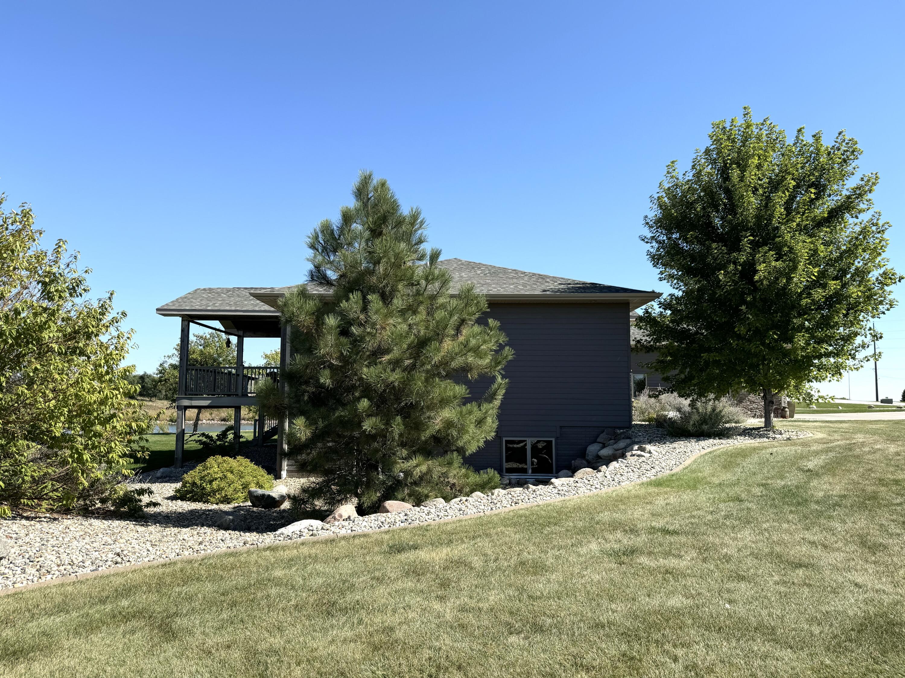 2404 Dean Dr