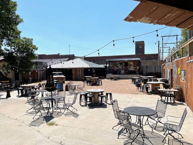 511 N Main St