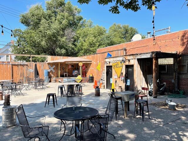 511 N Main St