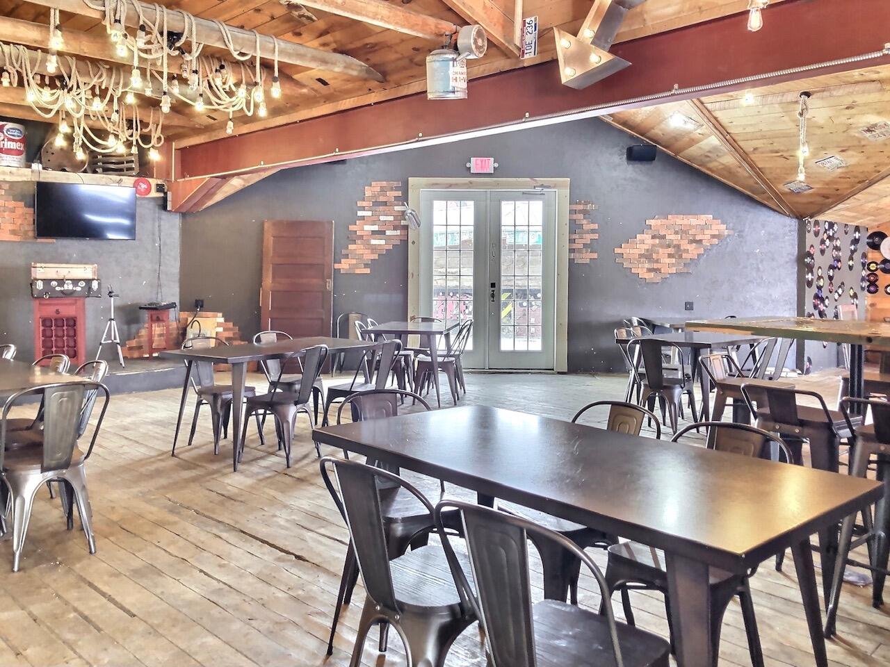 511 N Main St