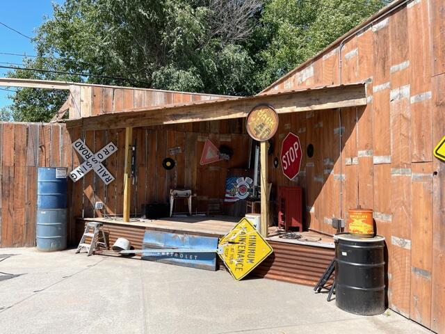 511 N Main St