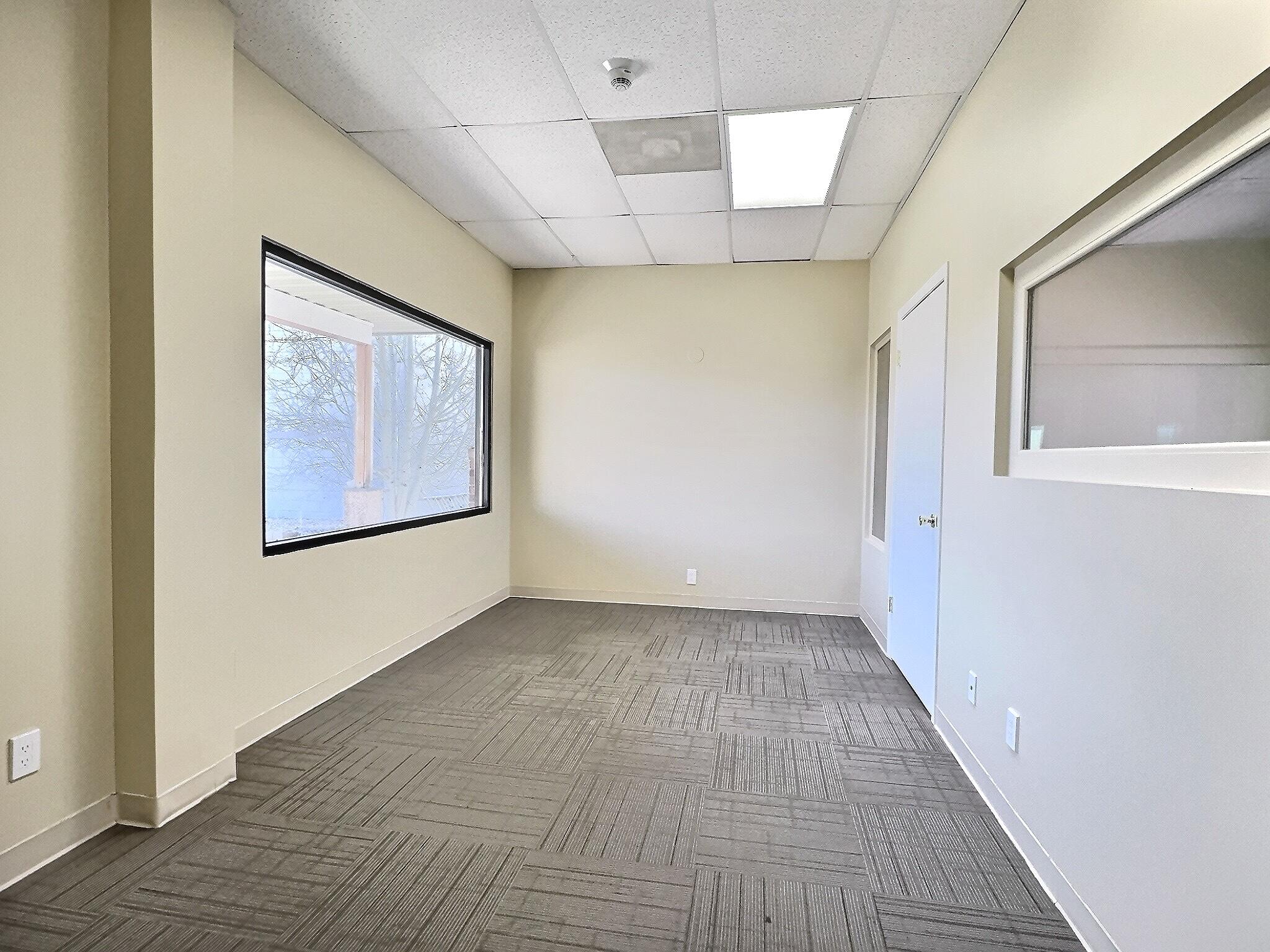1109 N Main St