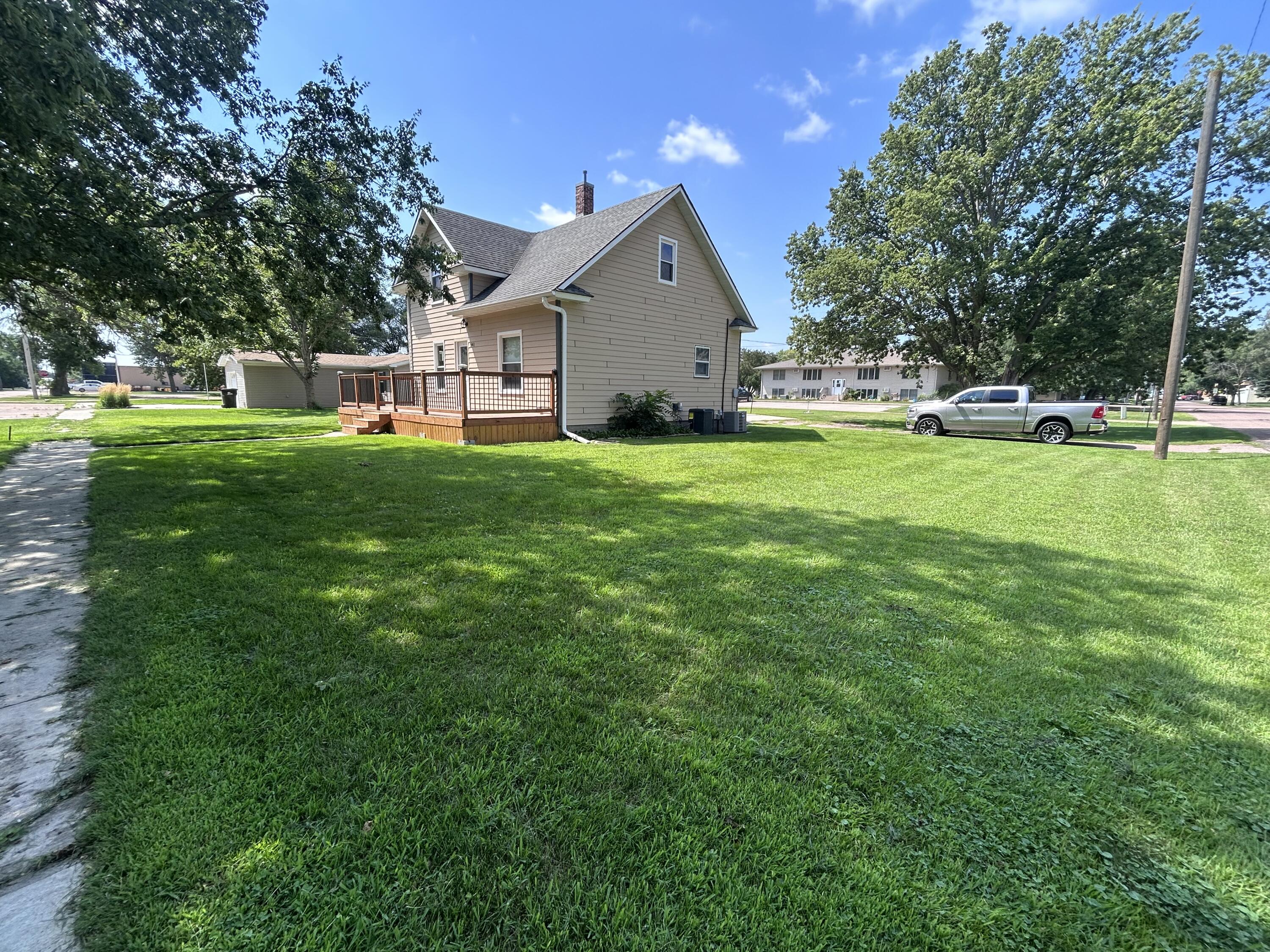 541 Poplar St