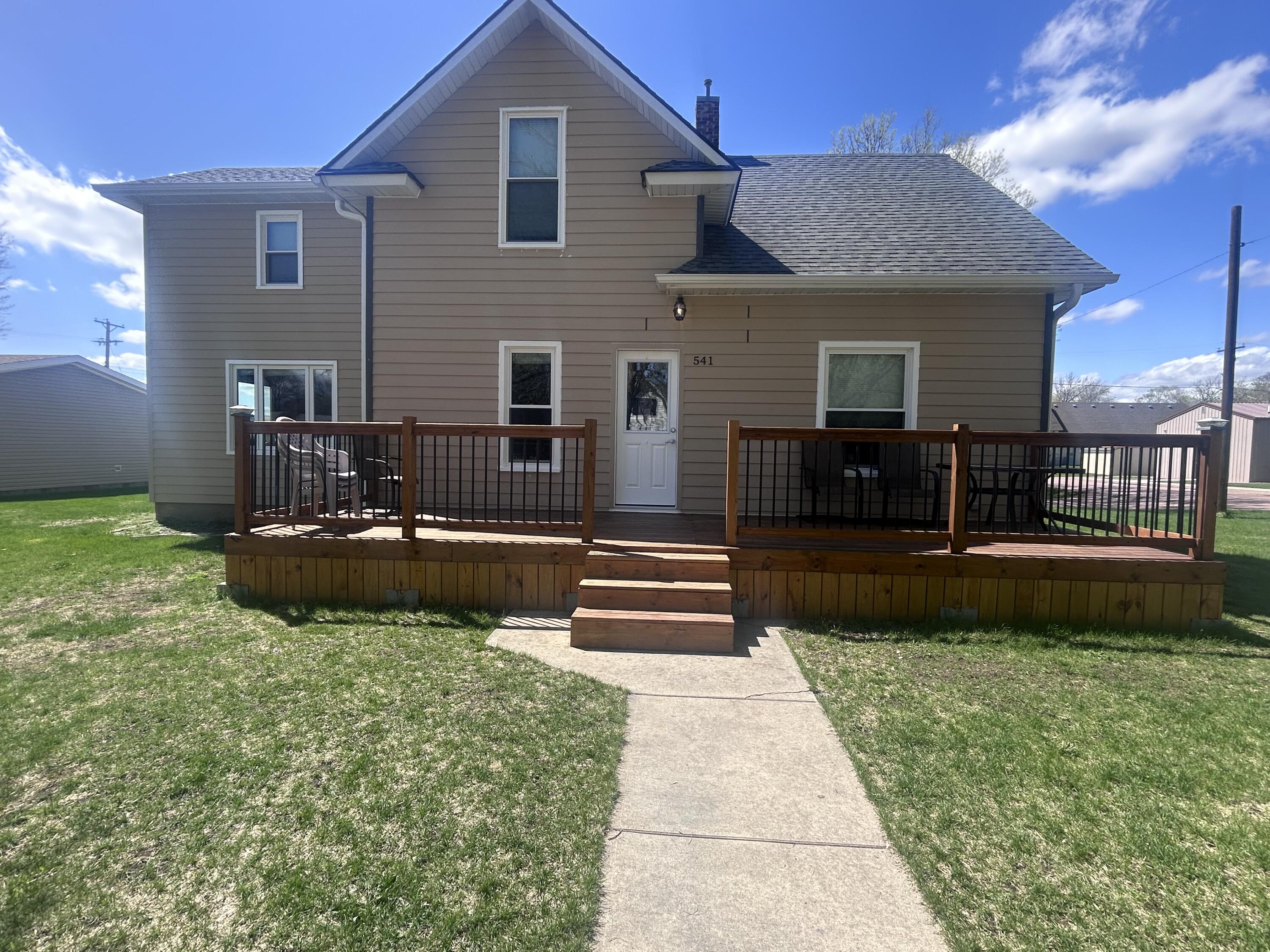 541 Poplar St