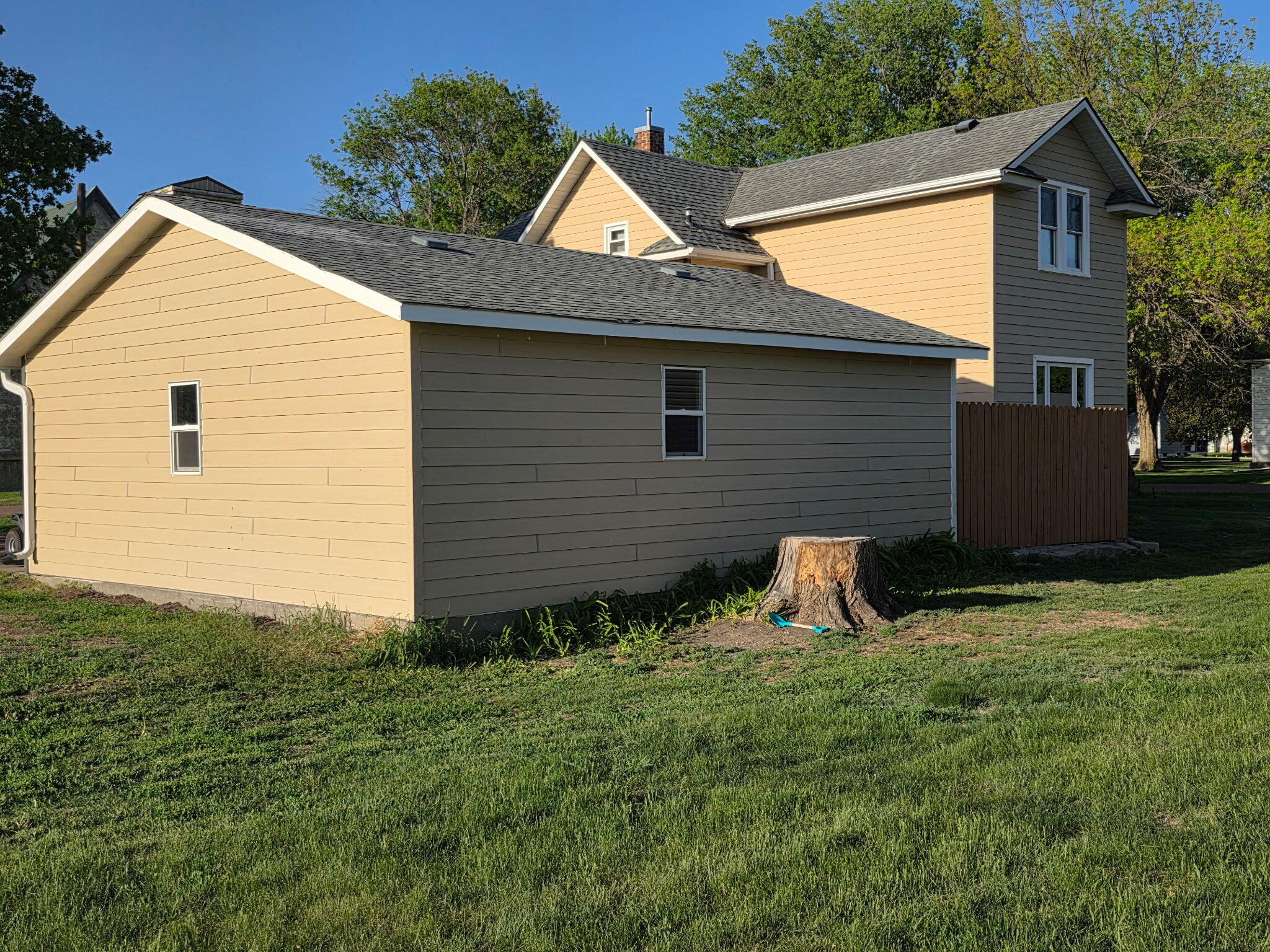 541 Poplar St