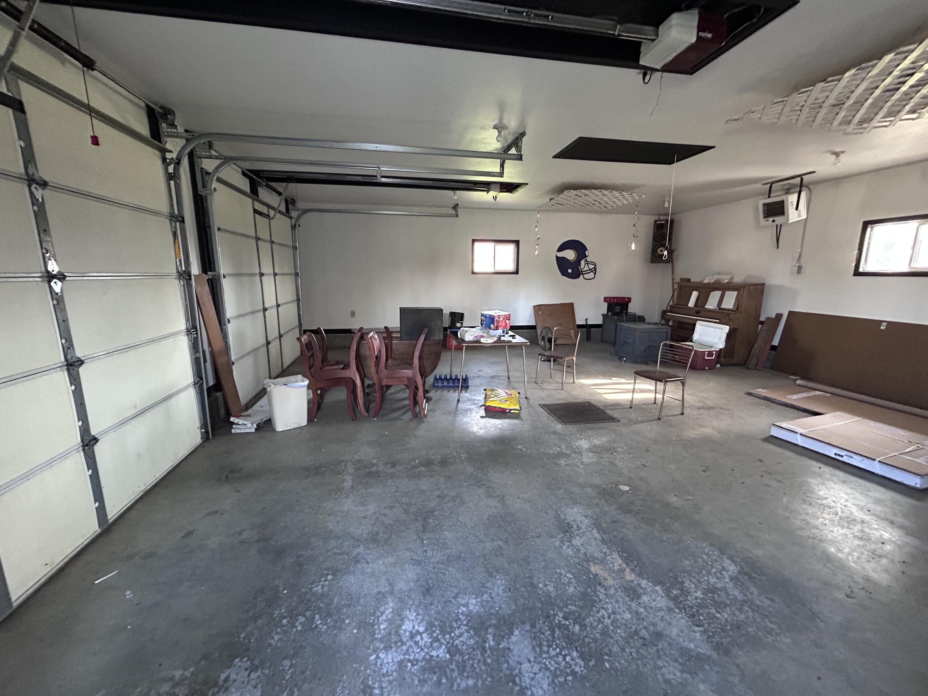1008 Henderson Ave