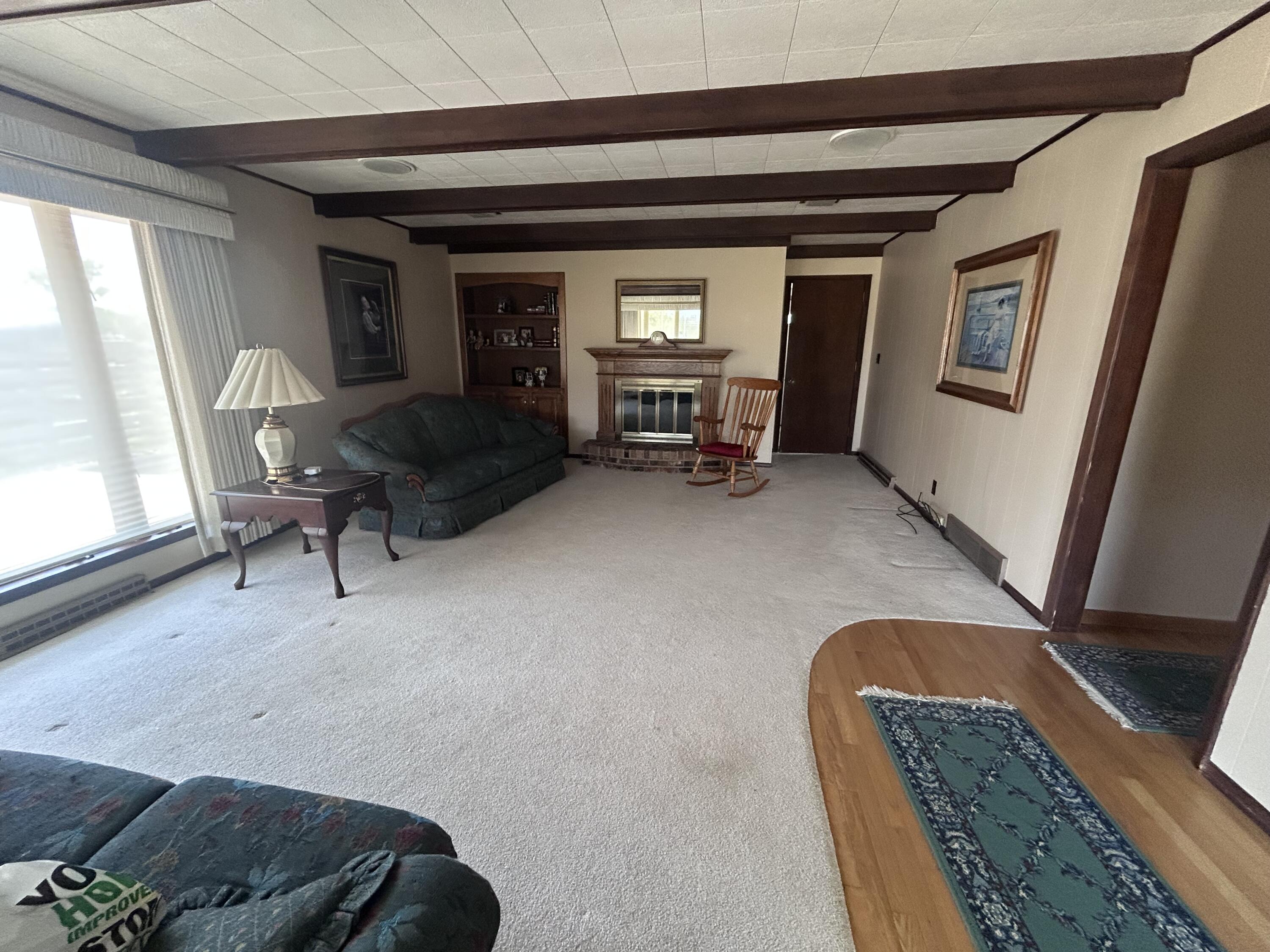 4401 N Main St