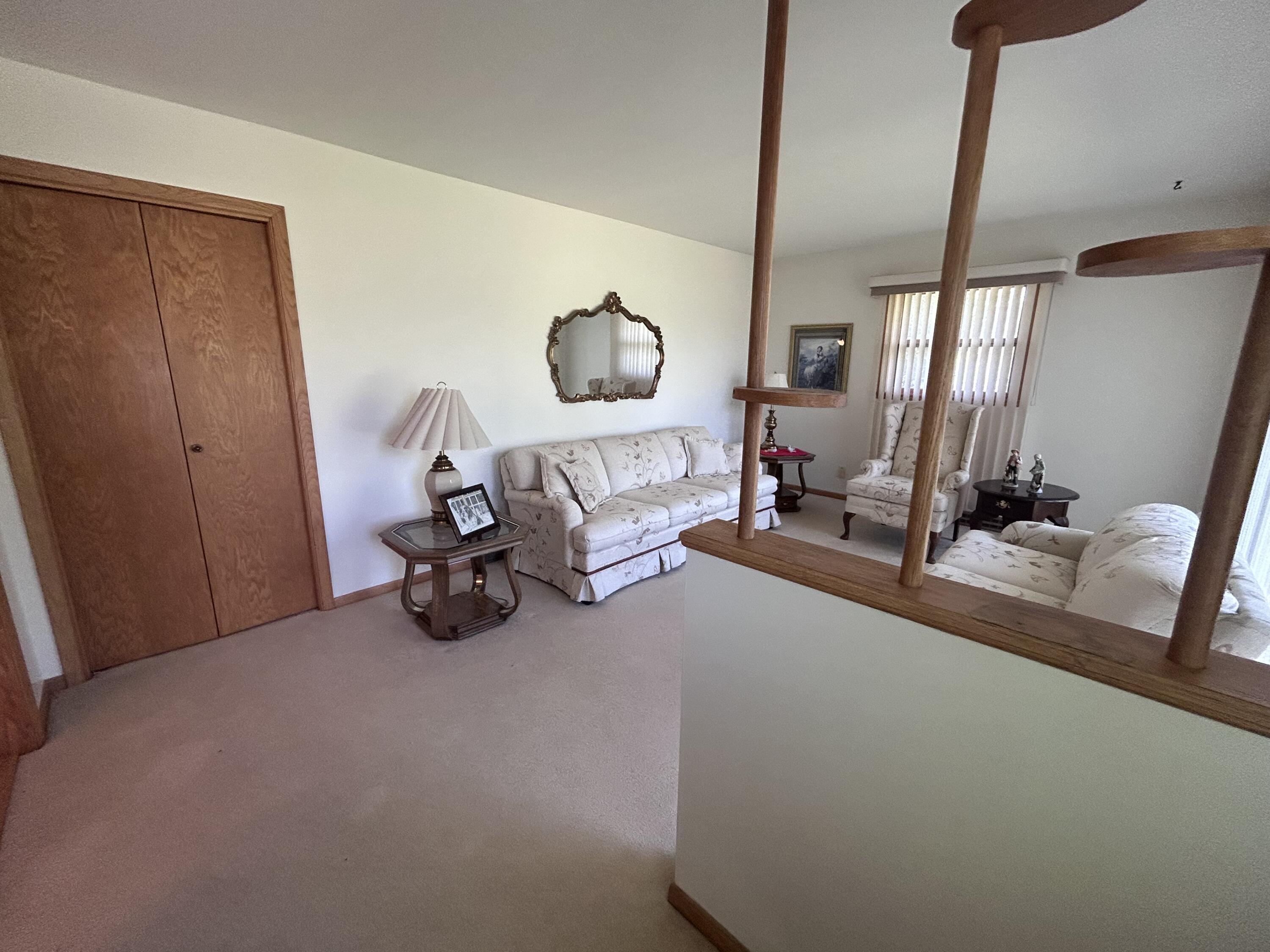 4401 N Main St