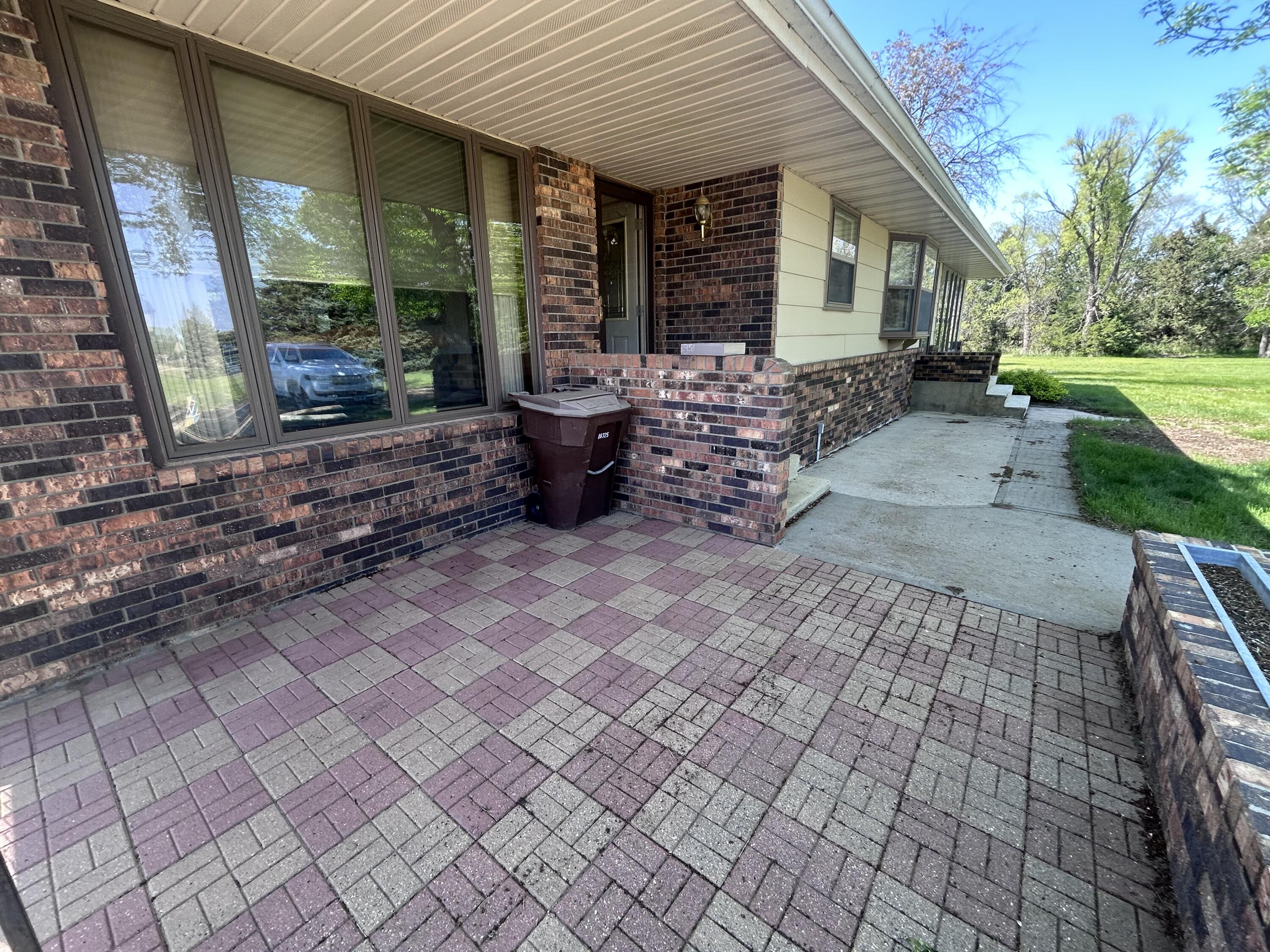 4401 N Main St