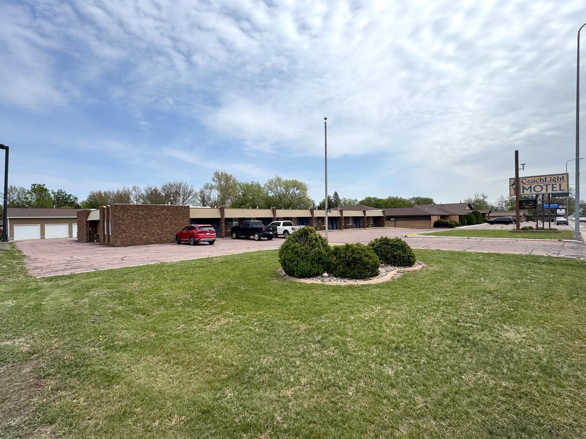 1000 W Havens Ave